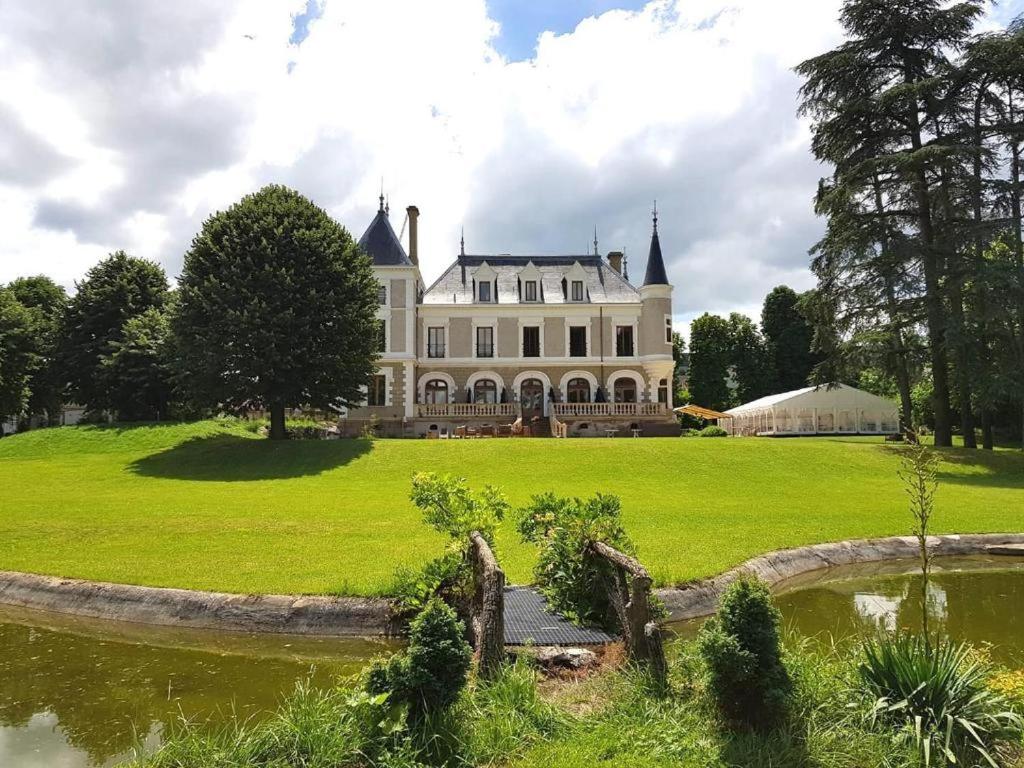 Deluxe Double Bed and Breakfast Room, Château Eclosion Annex