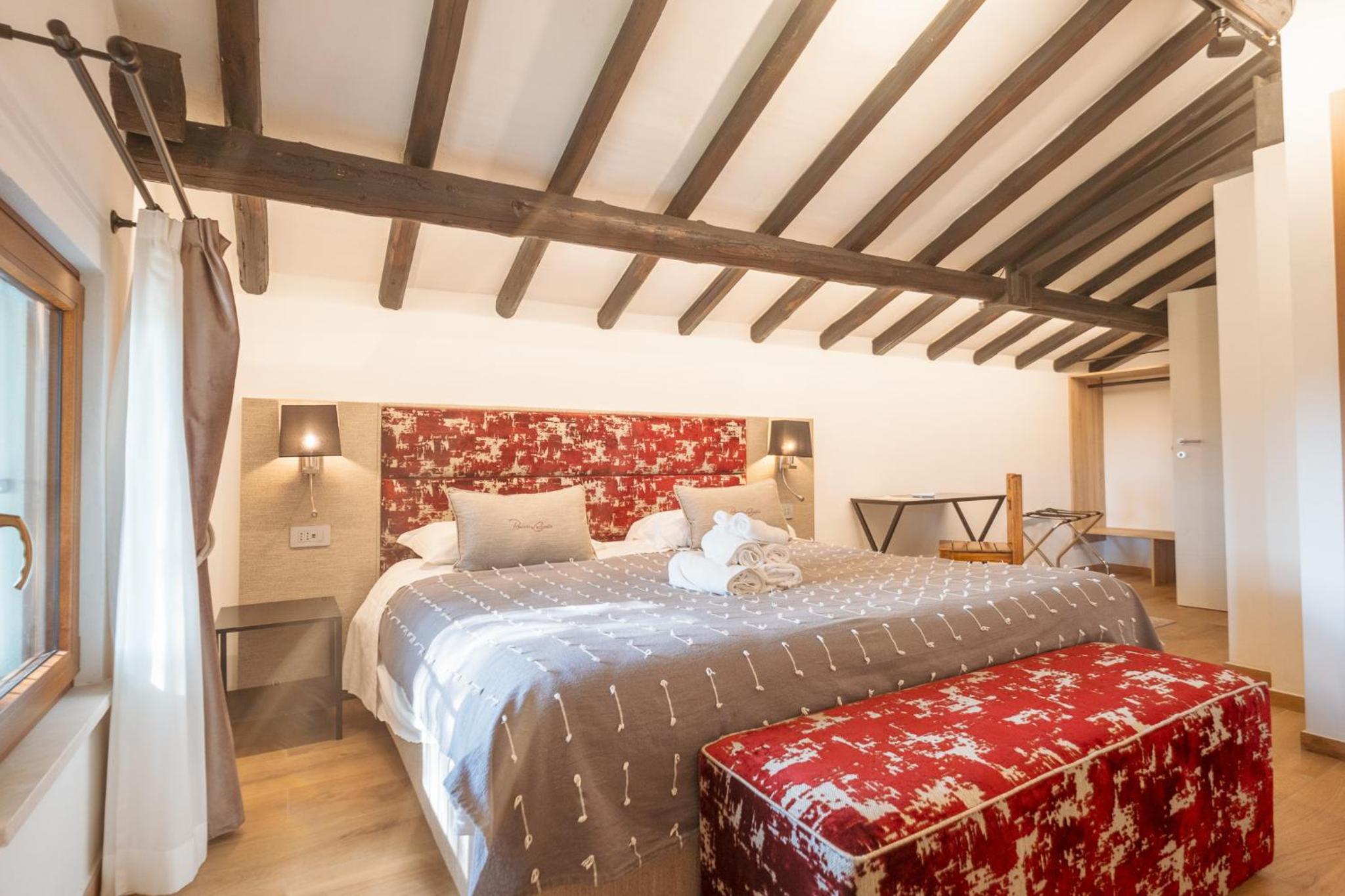 Deluxe Double or Twin Room with Spa Bath photo 2
