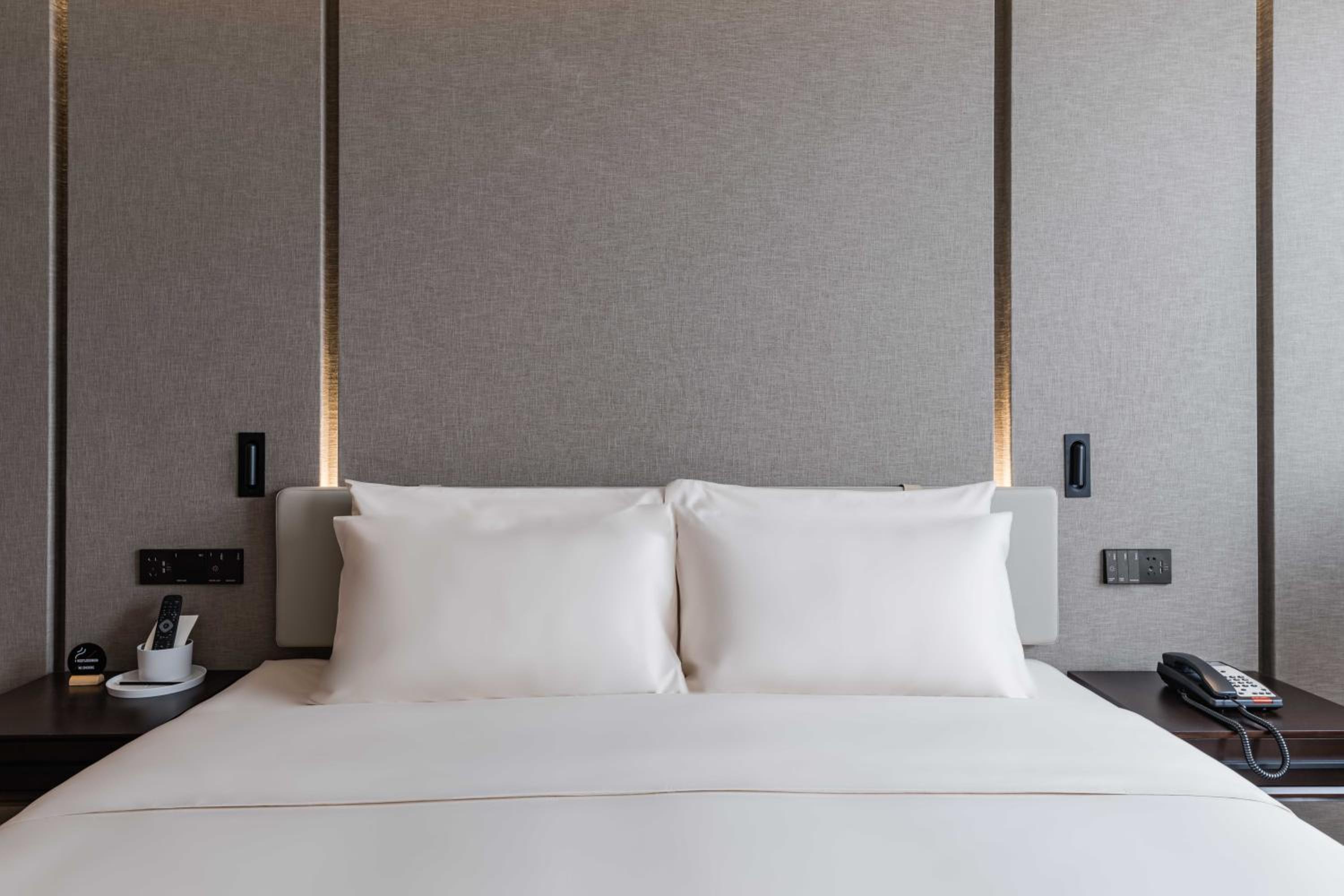 Elegant Double Room - Photo 4