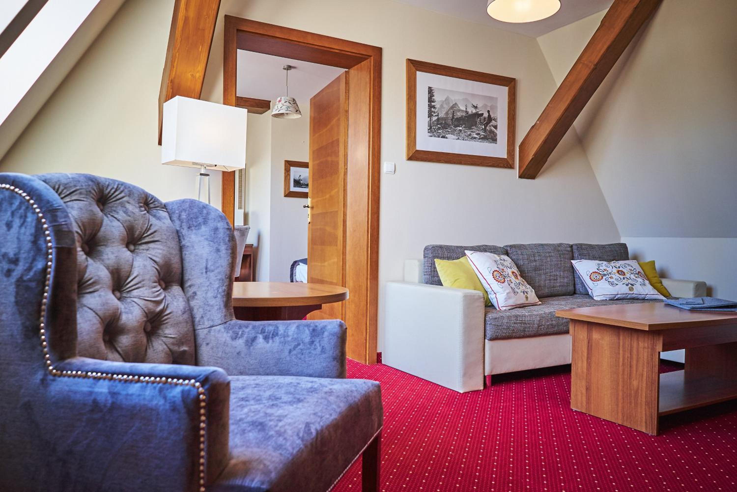 One-Bedroom Apartment - Photo 14