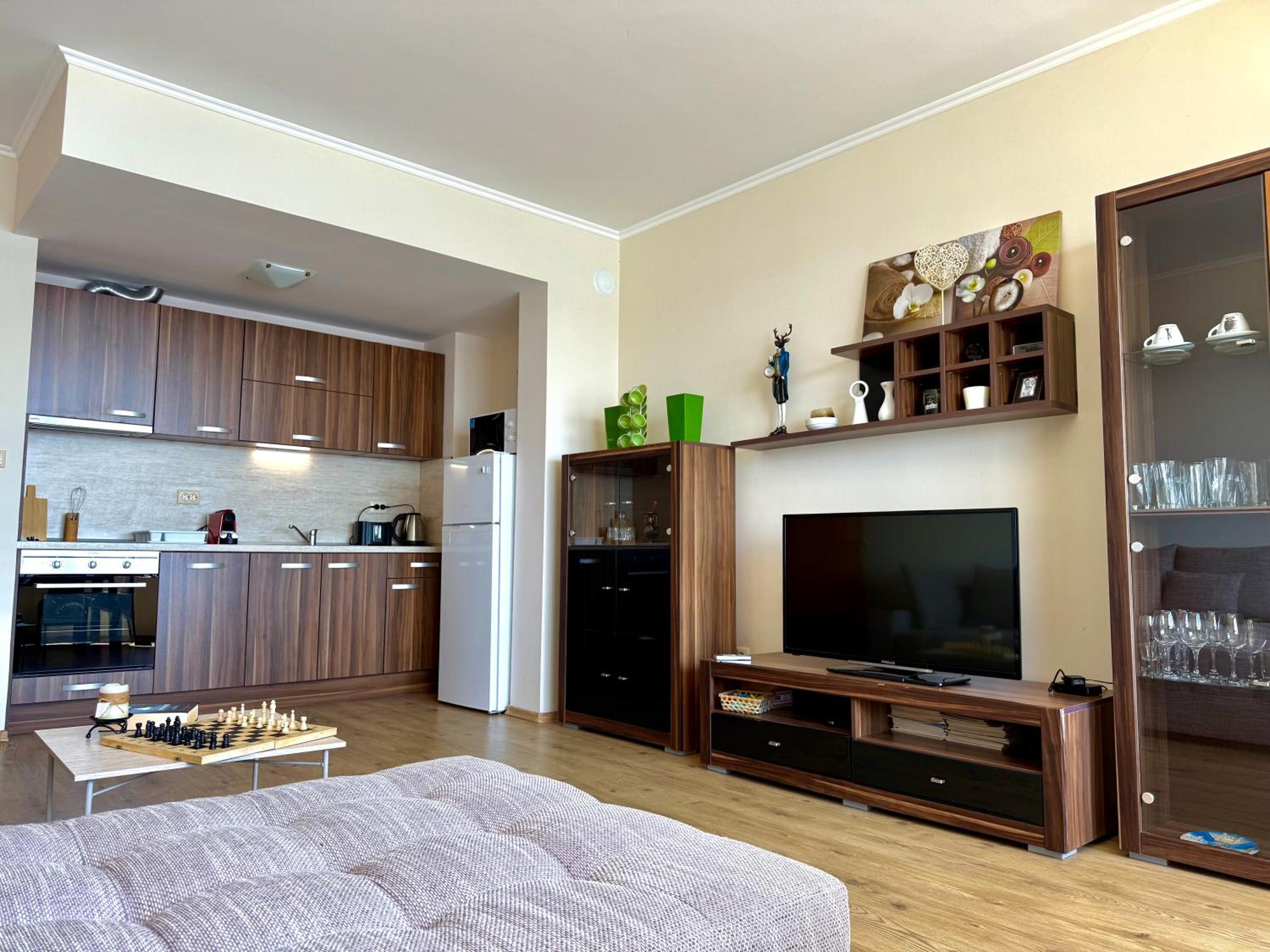Two-Bedroom Apartment with Balcony and Sea View photo 1