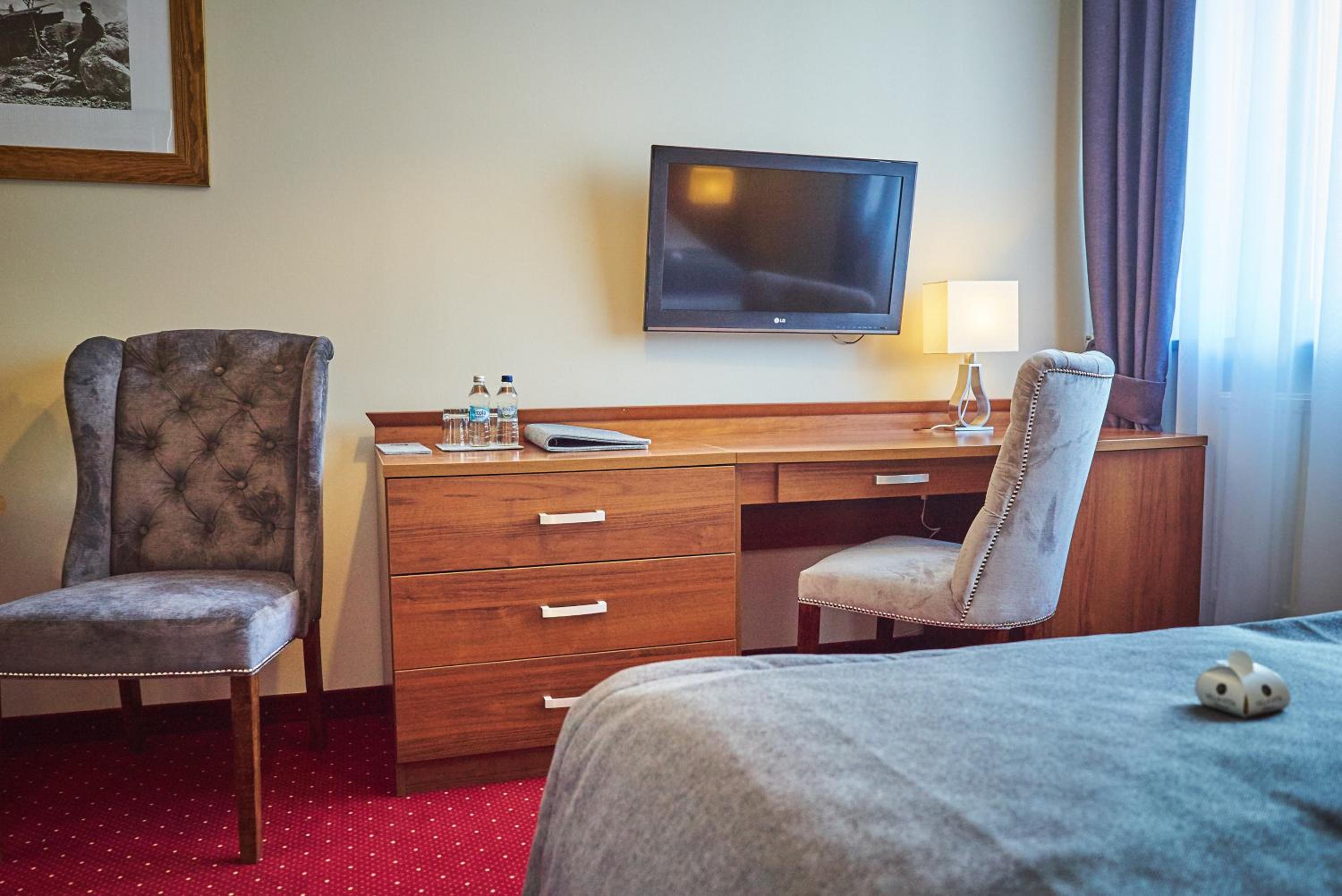 Double Room - Photo 6