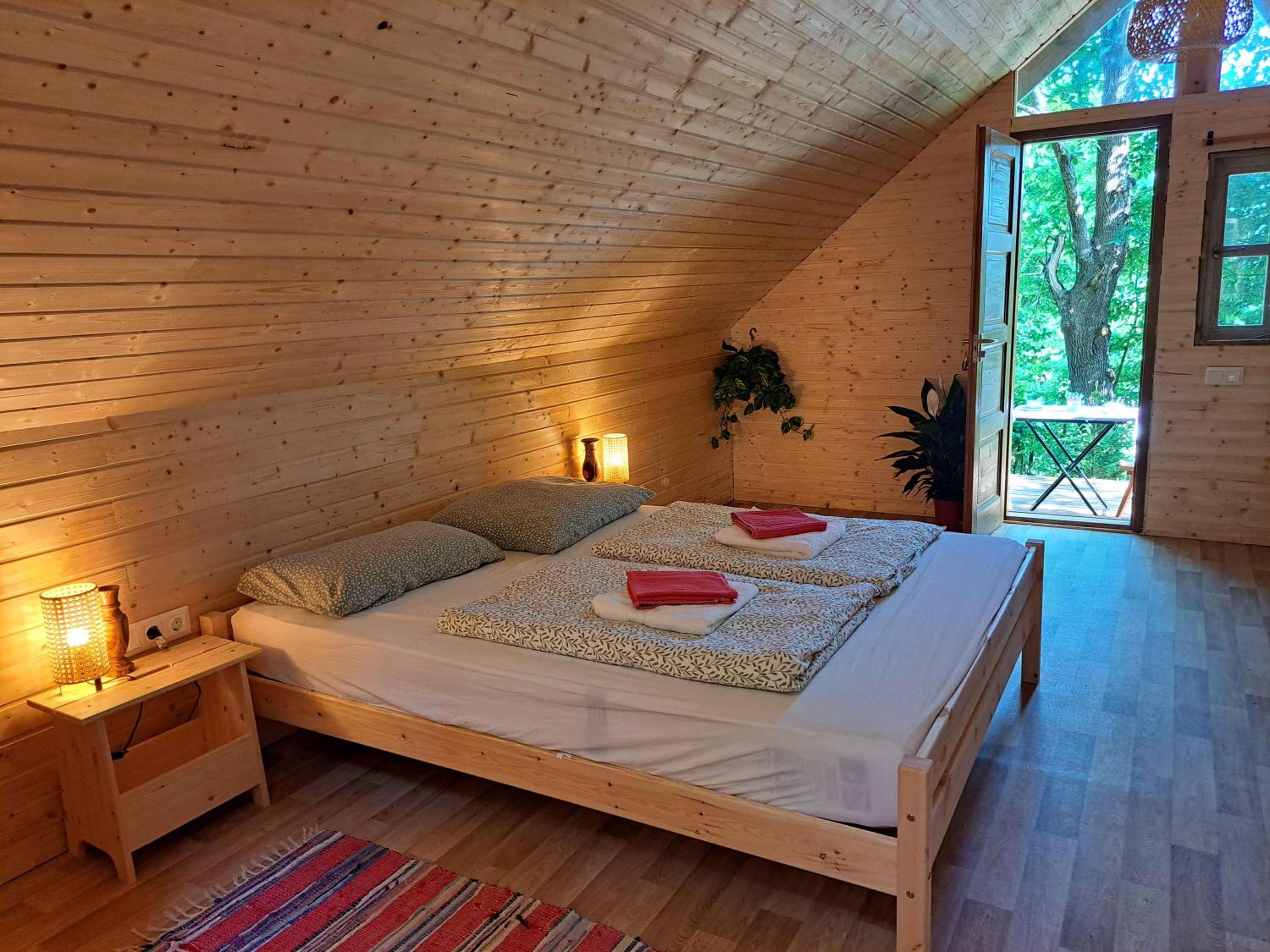 Bungalow with Patio photo 3