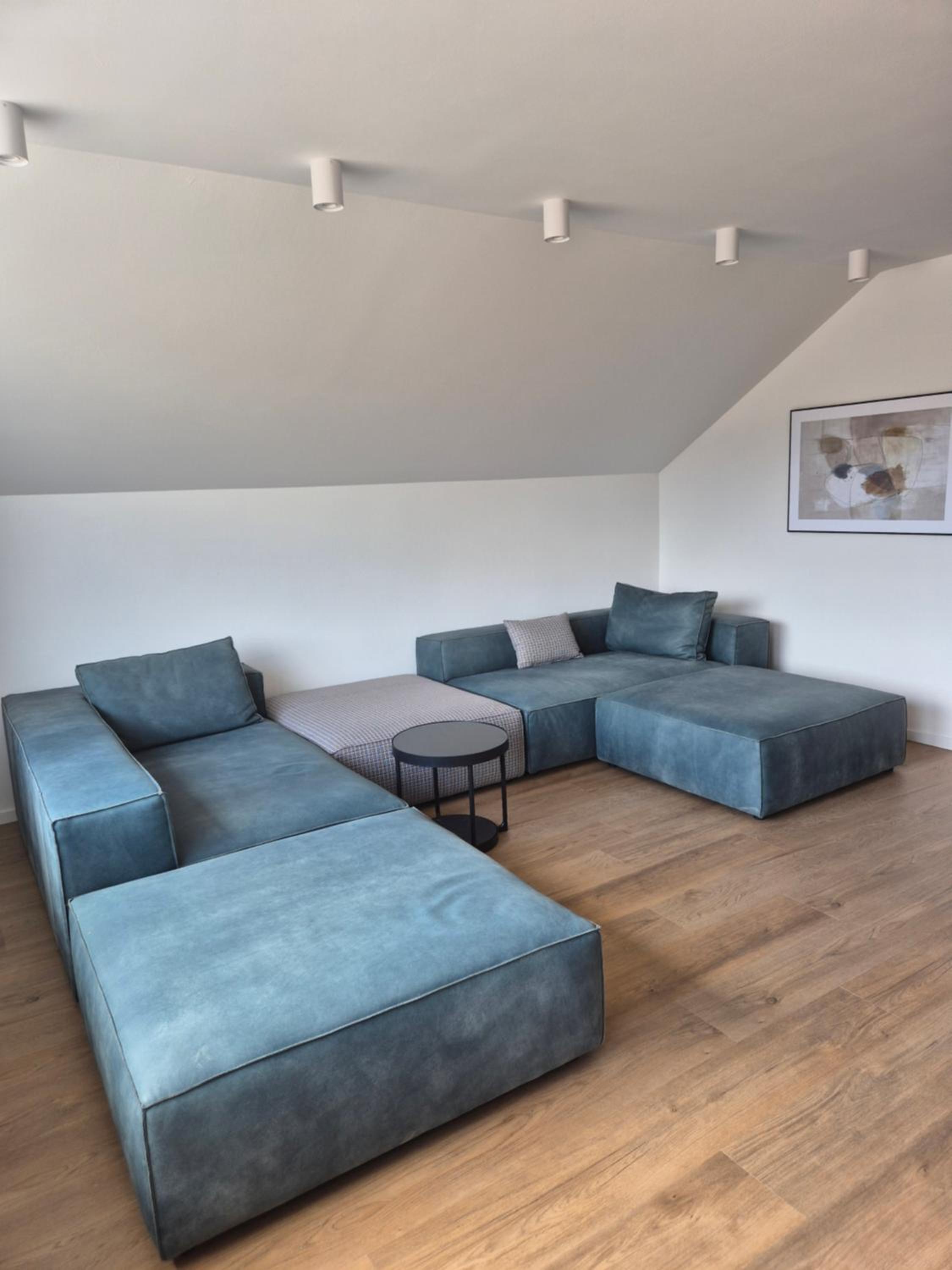 One-Bedroom Apartment (Dependance building)