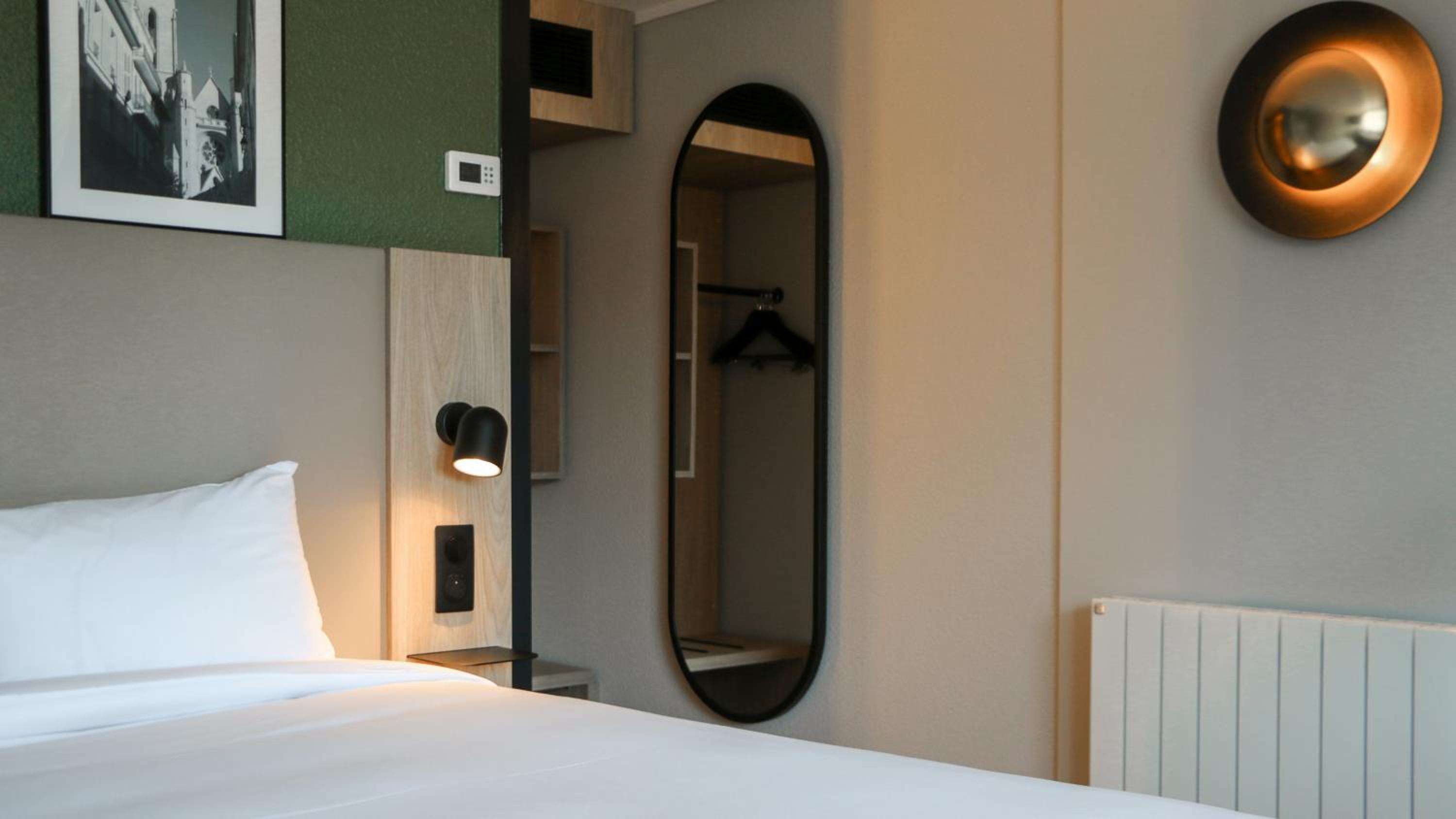 Available room