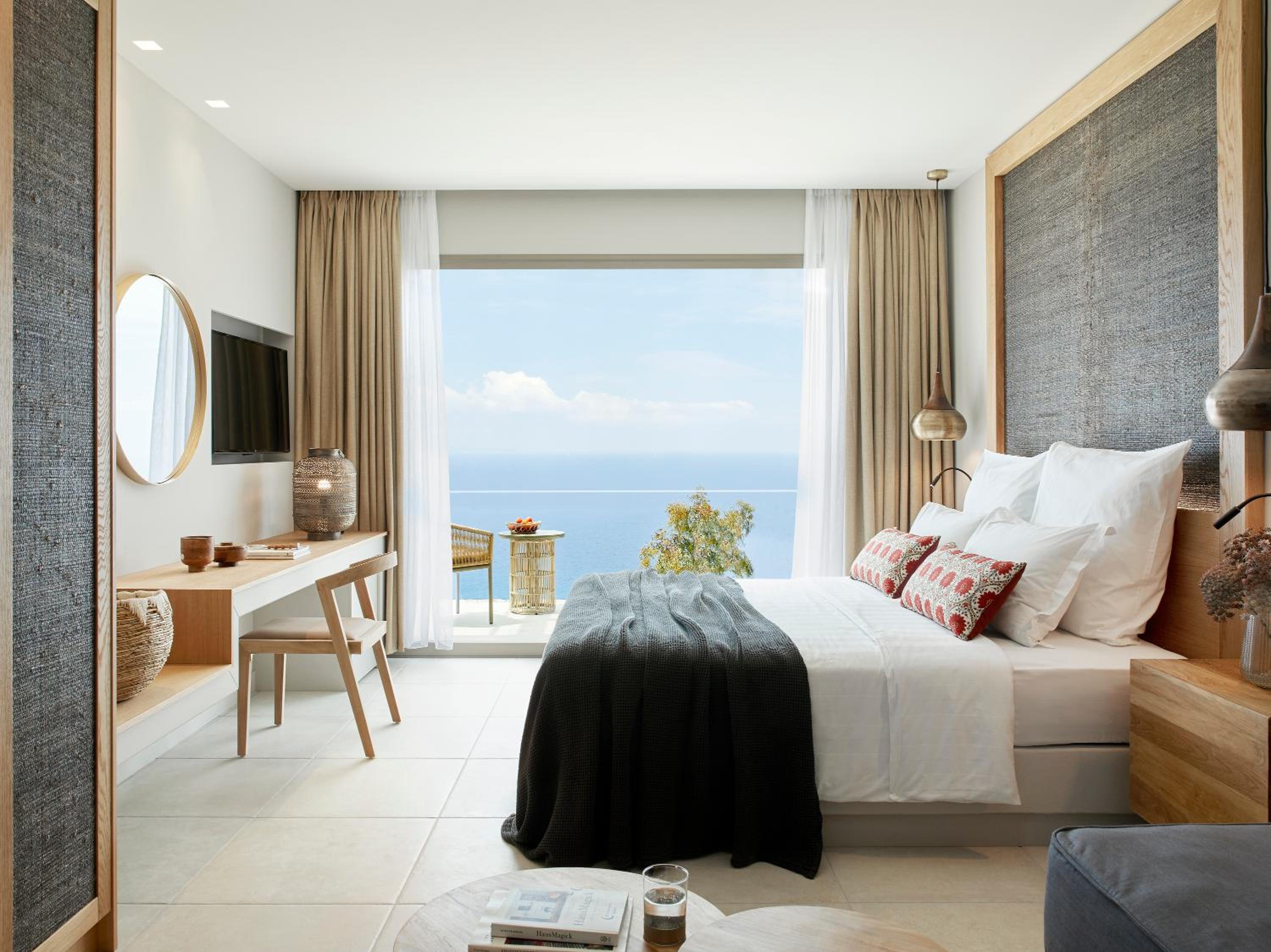 Double or Twin Room with Sea View