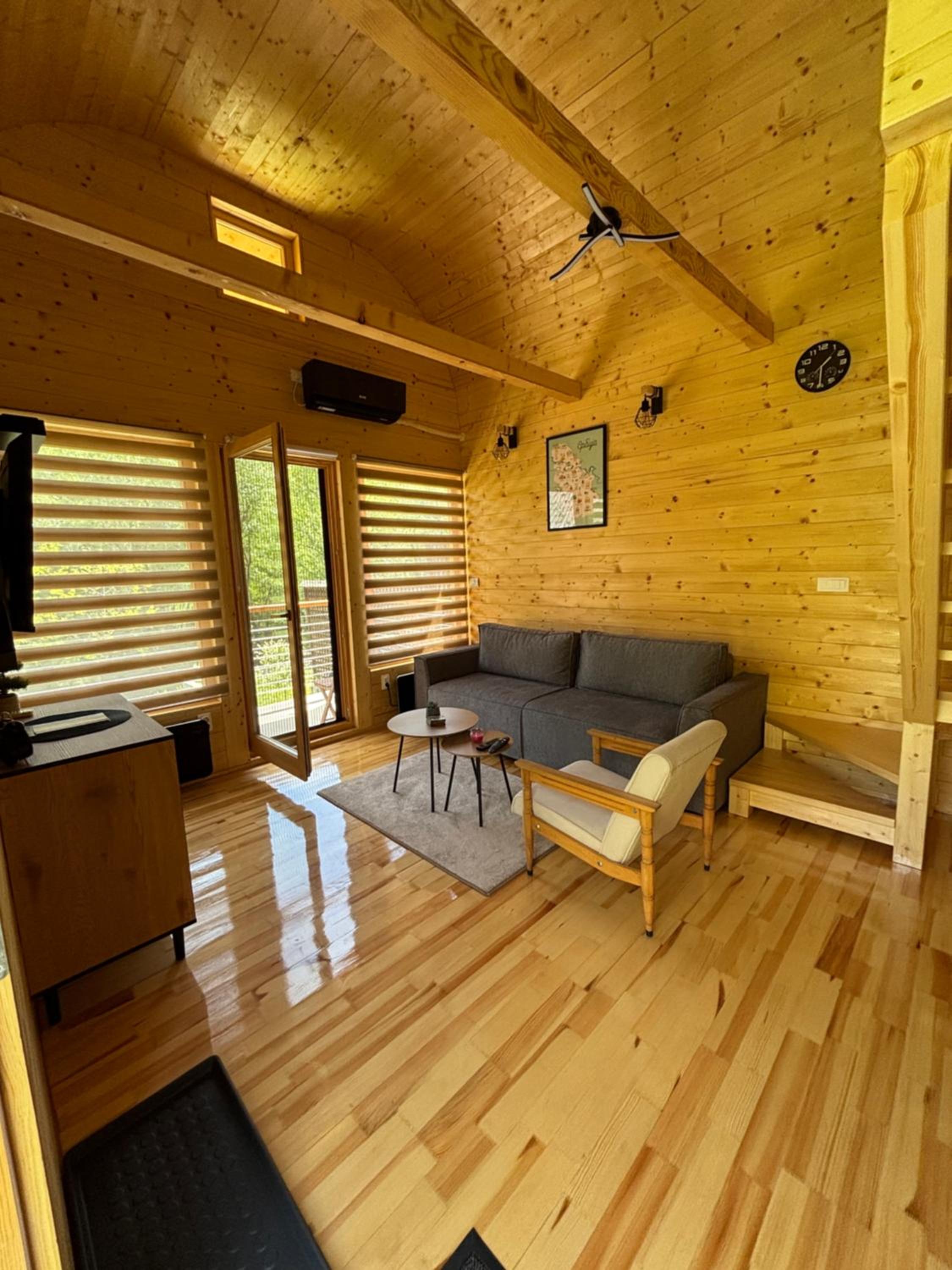 One-Bedroom Chalet photo 2