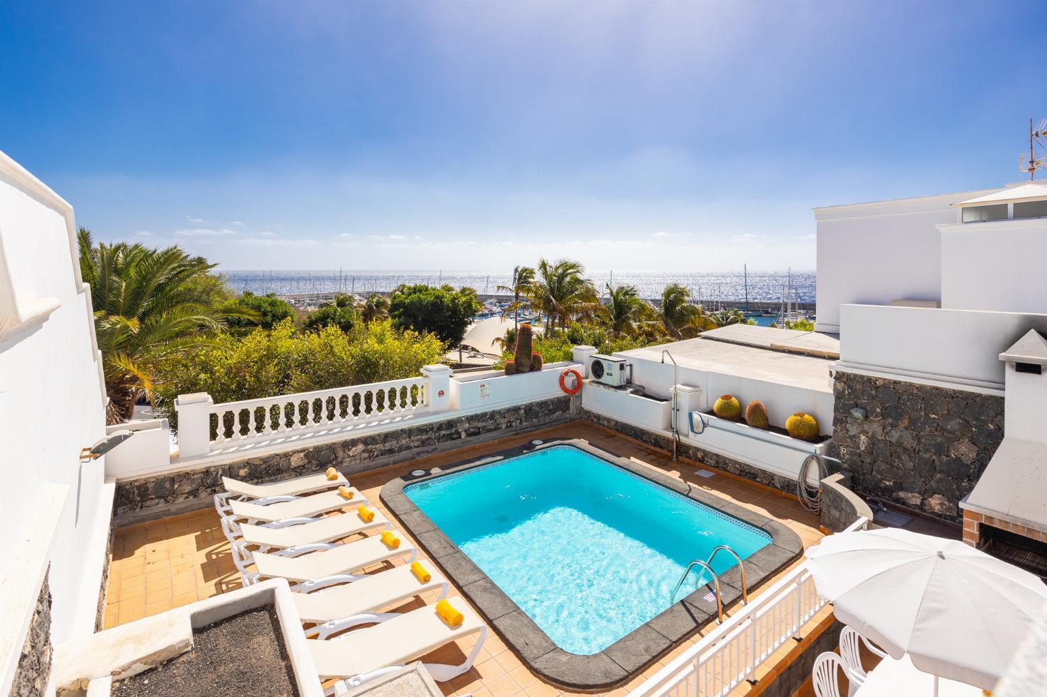  Villa With Private Pool photo 2