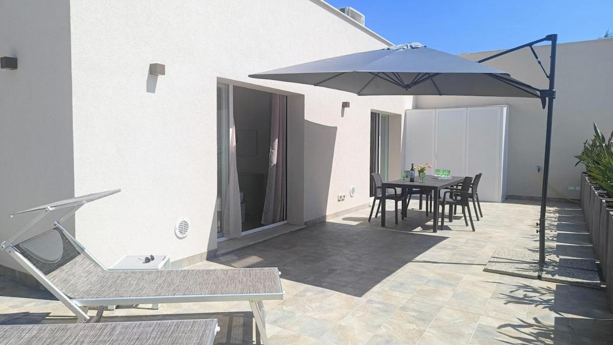 Two-Bedroom Apartment with Terrace photo 2