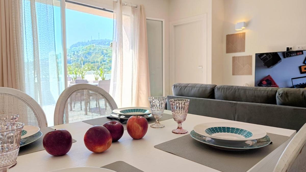 Two-Bedroom Apartment with Terrace photo 1