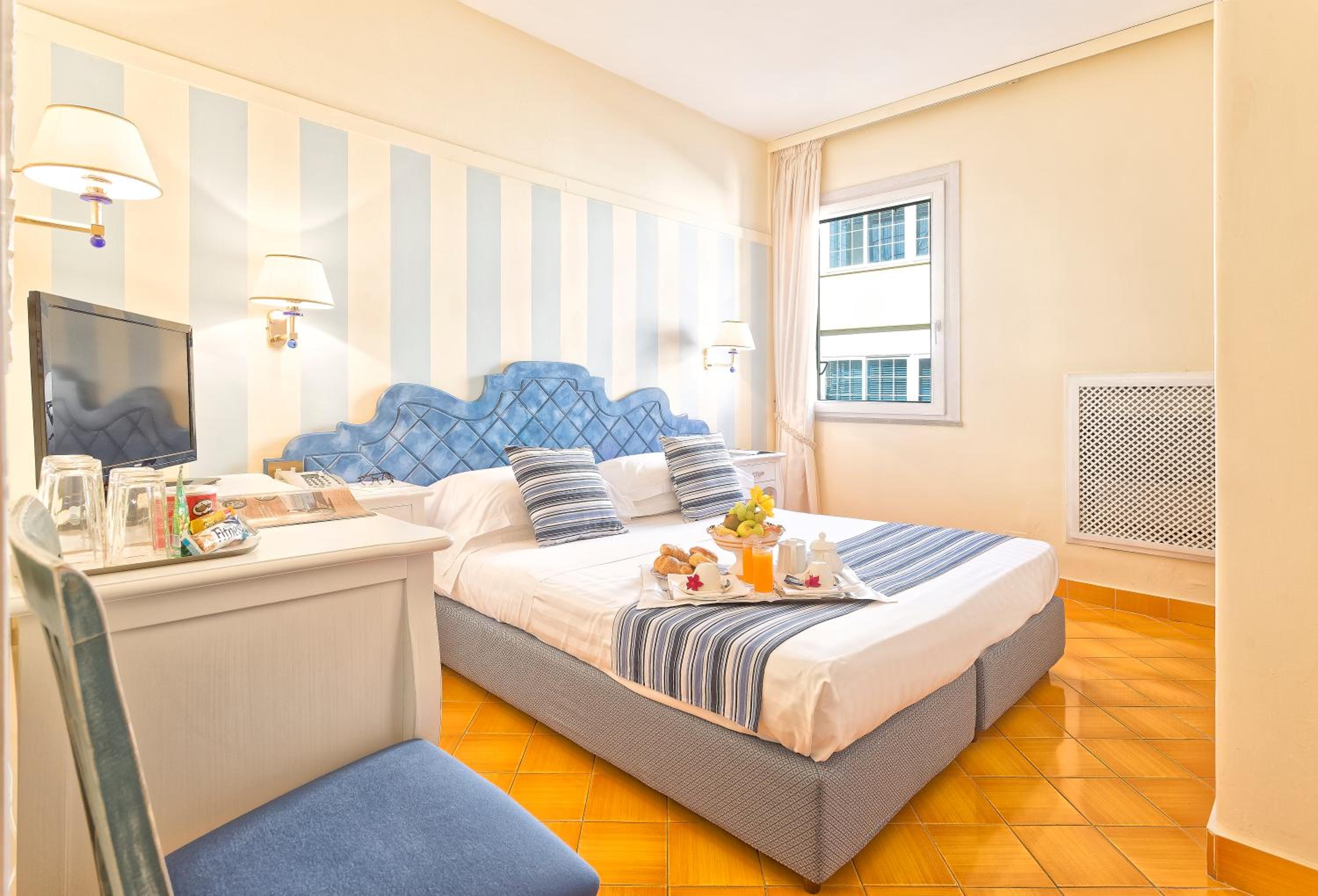 Double or Twin Room - Photo 1