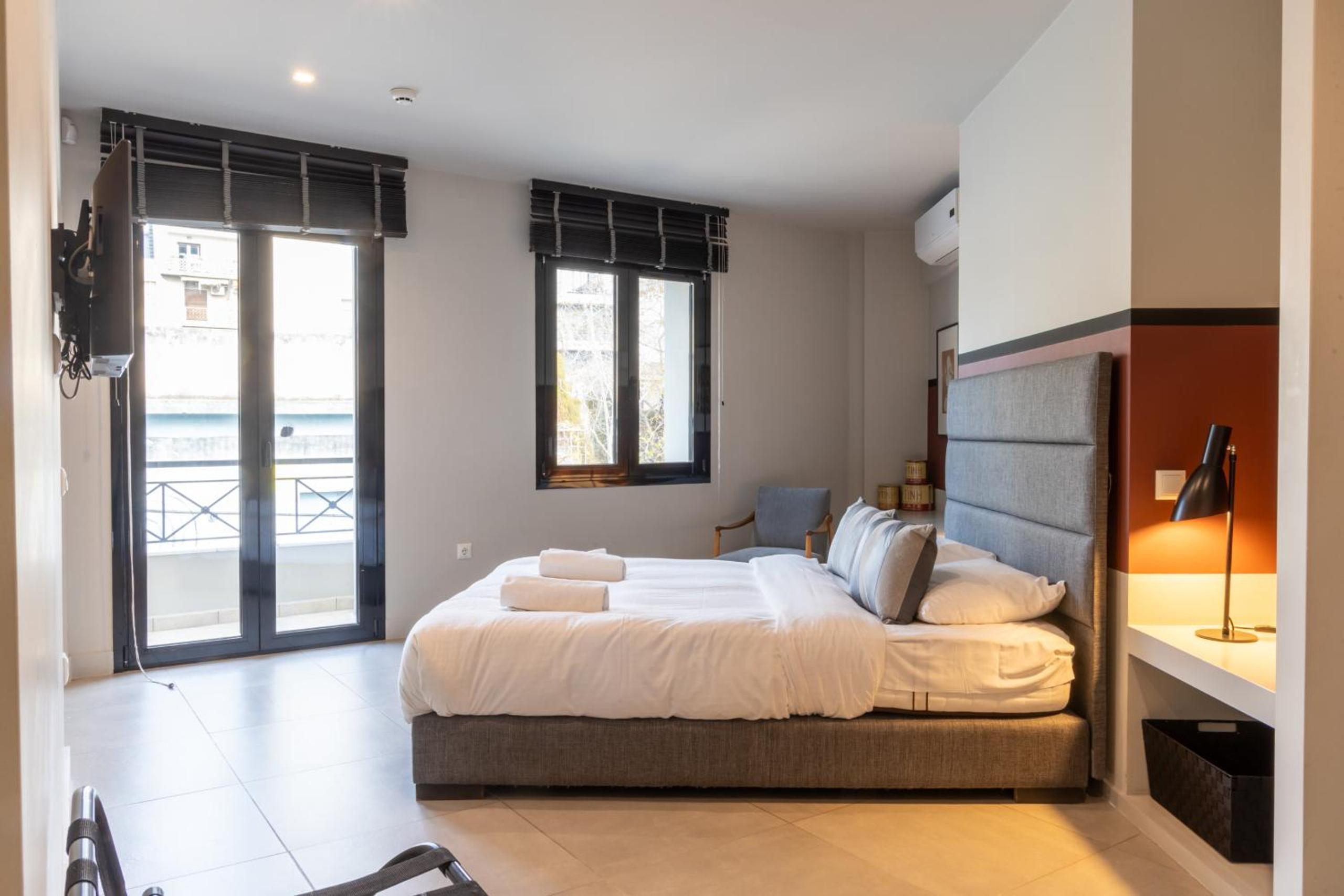 Apartment with City View