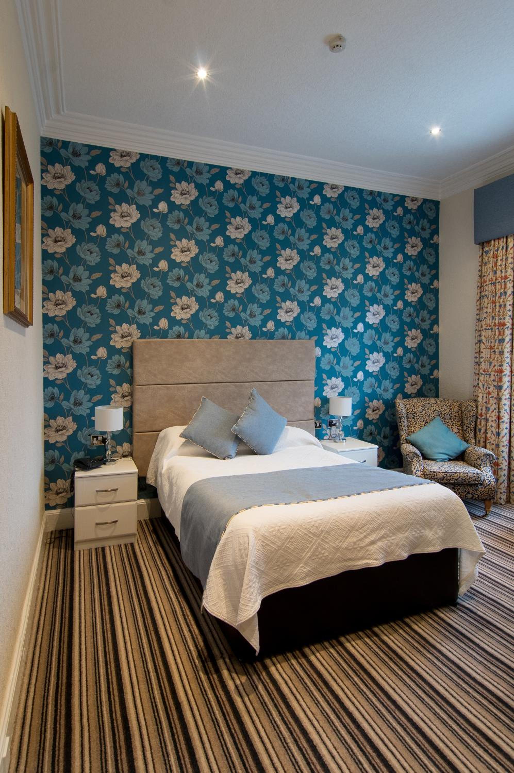 Double or Twin Room with Sea View photo 2