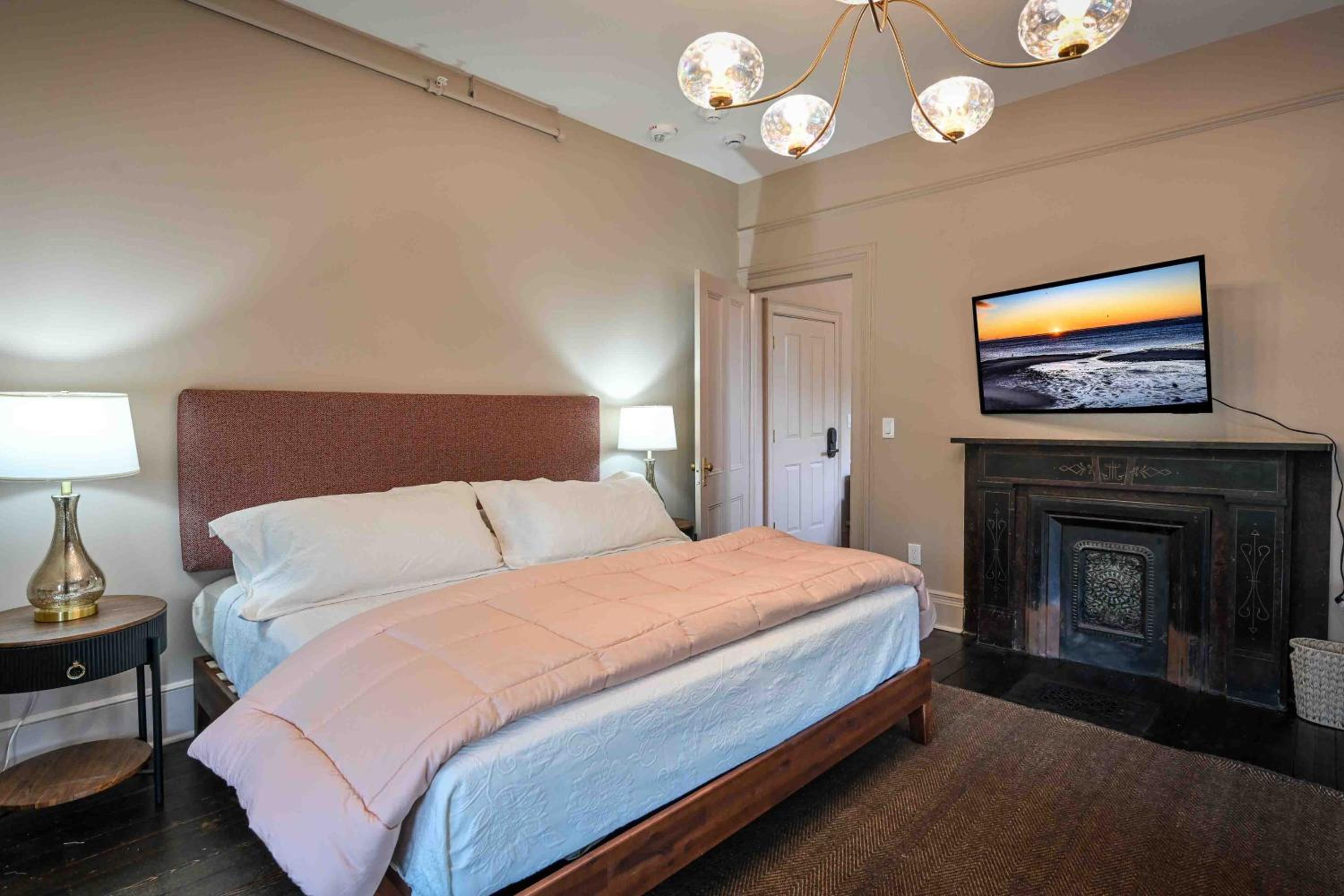 Deluxe Suite photo 3