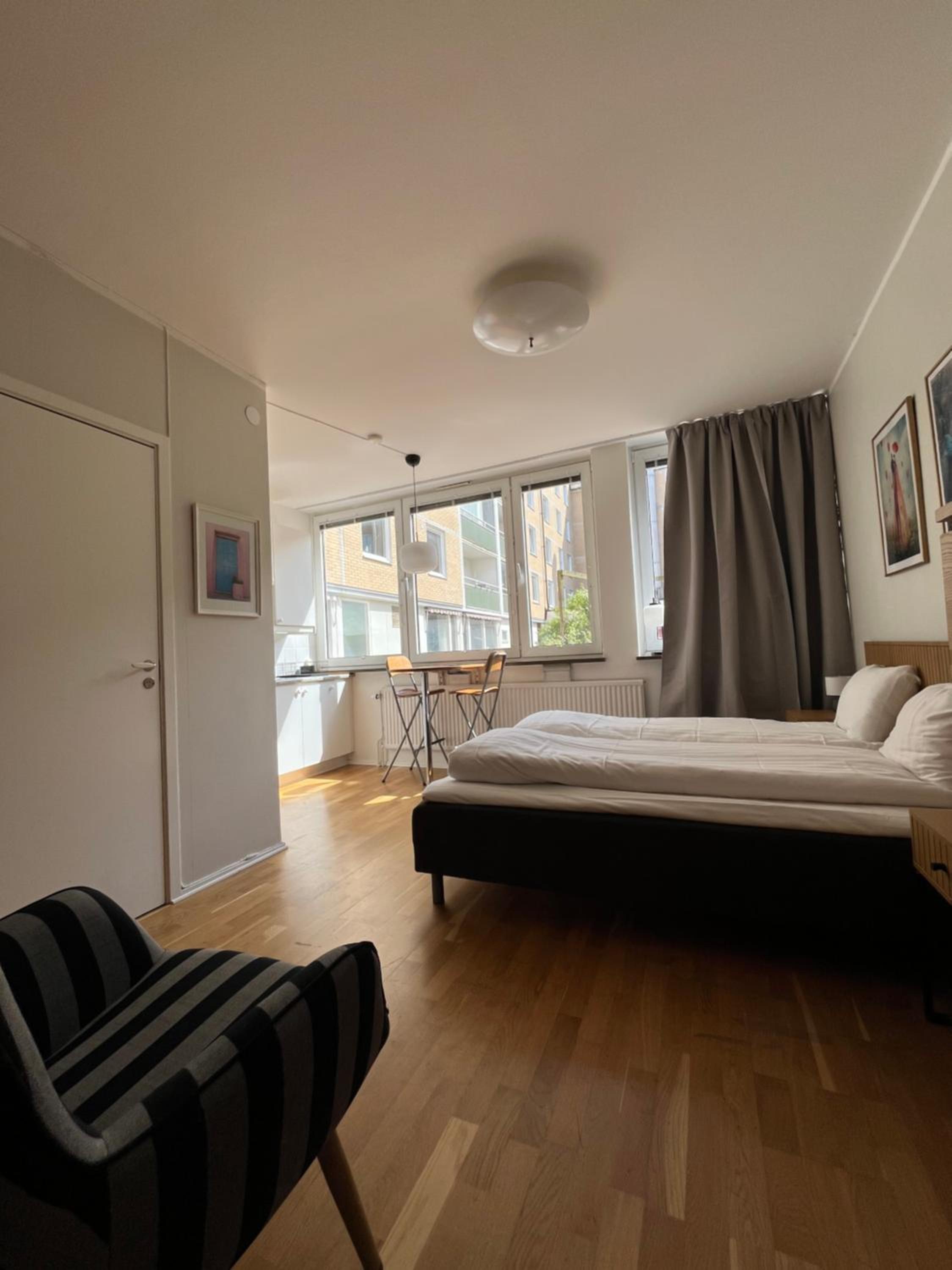 Studio Apartment photo 3