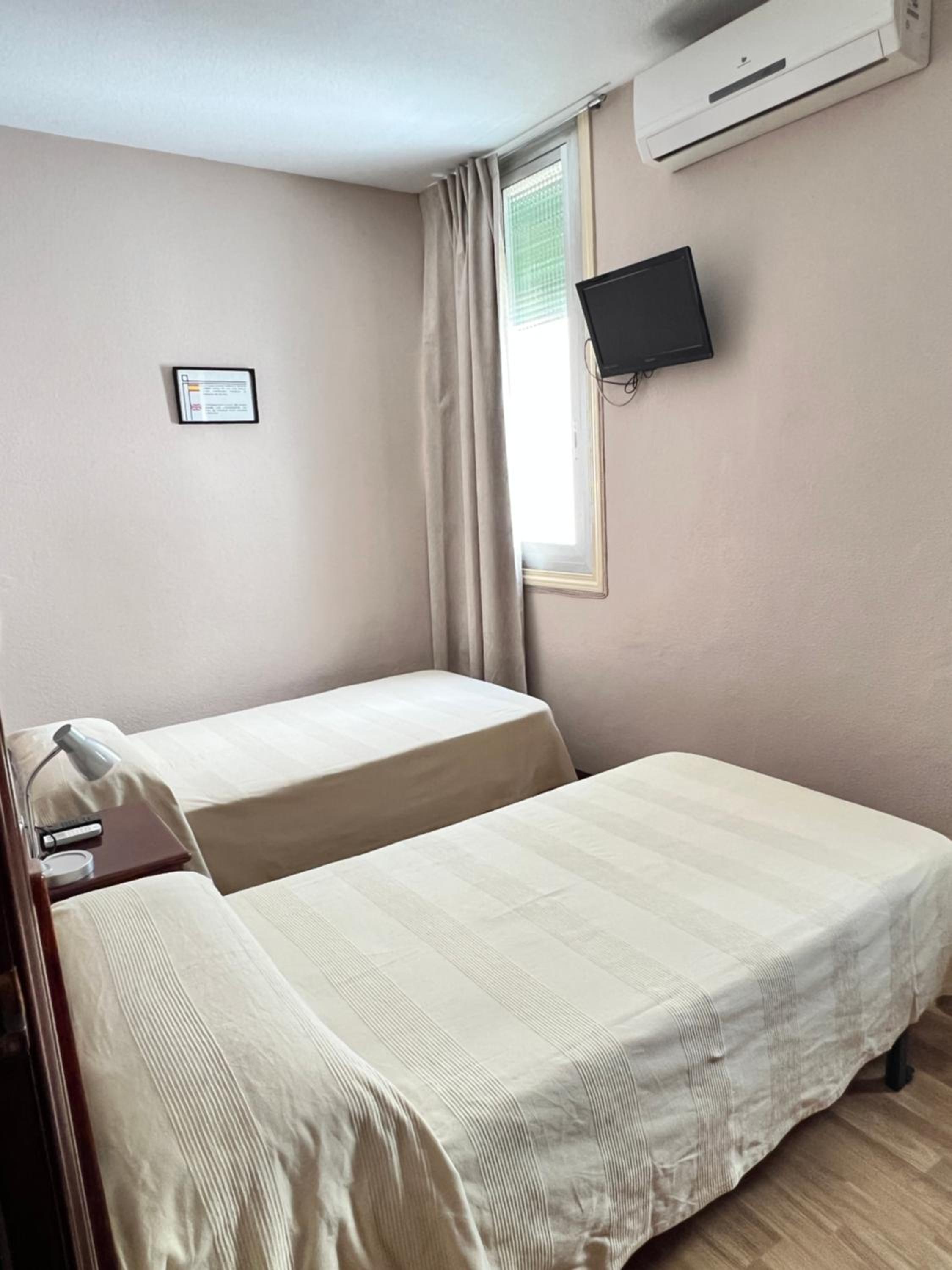 Single Room with Bath