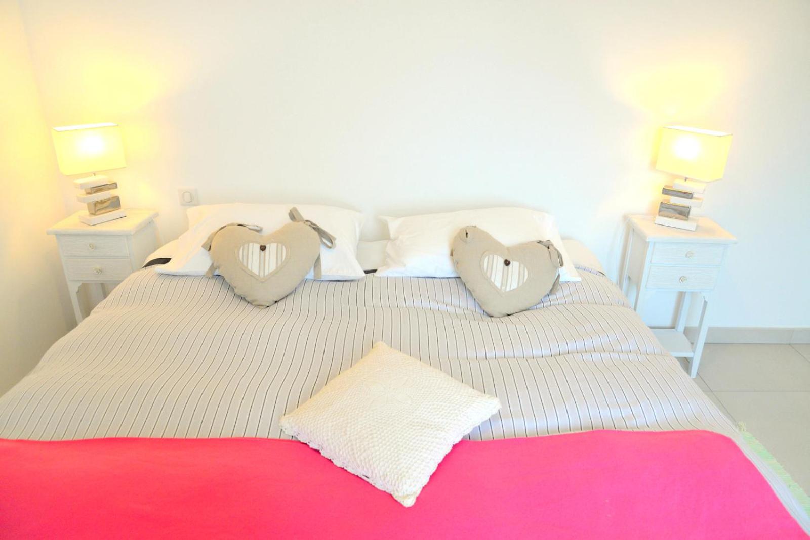 Two-Bedroom Apartment photo 2