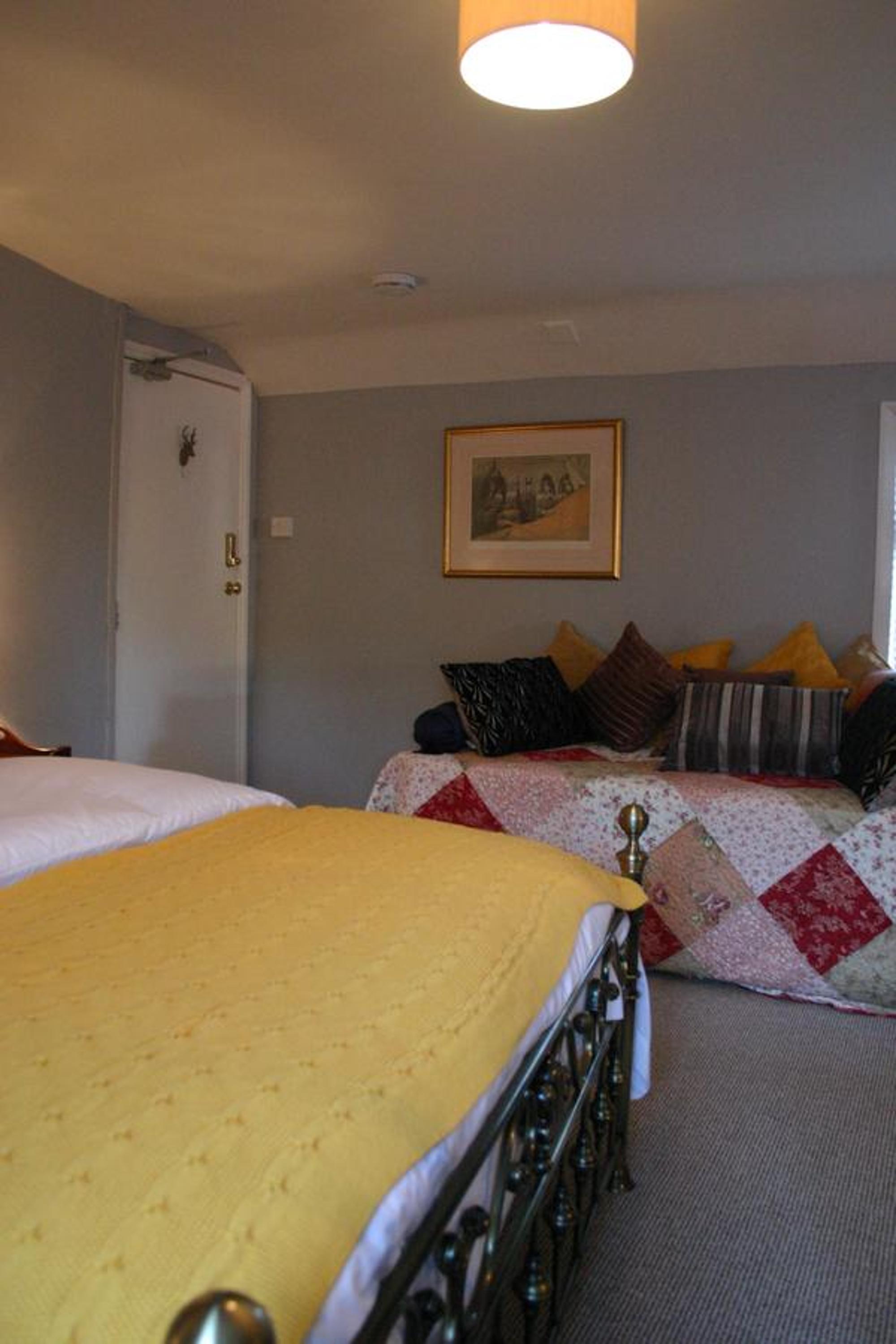 Family Room With Bathroom photo 2