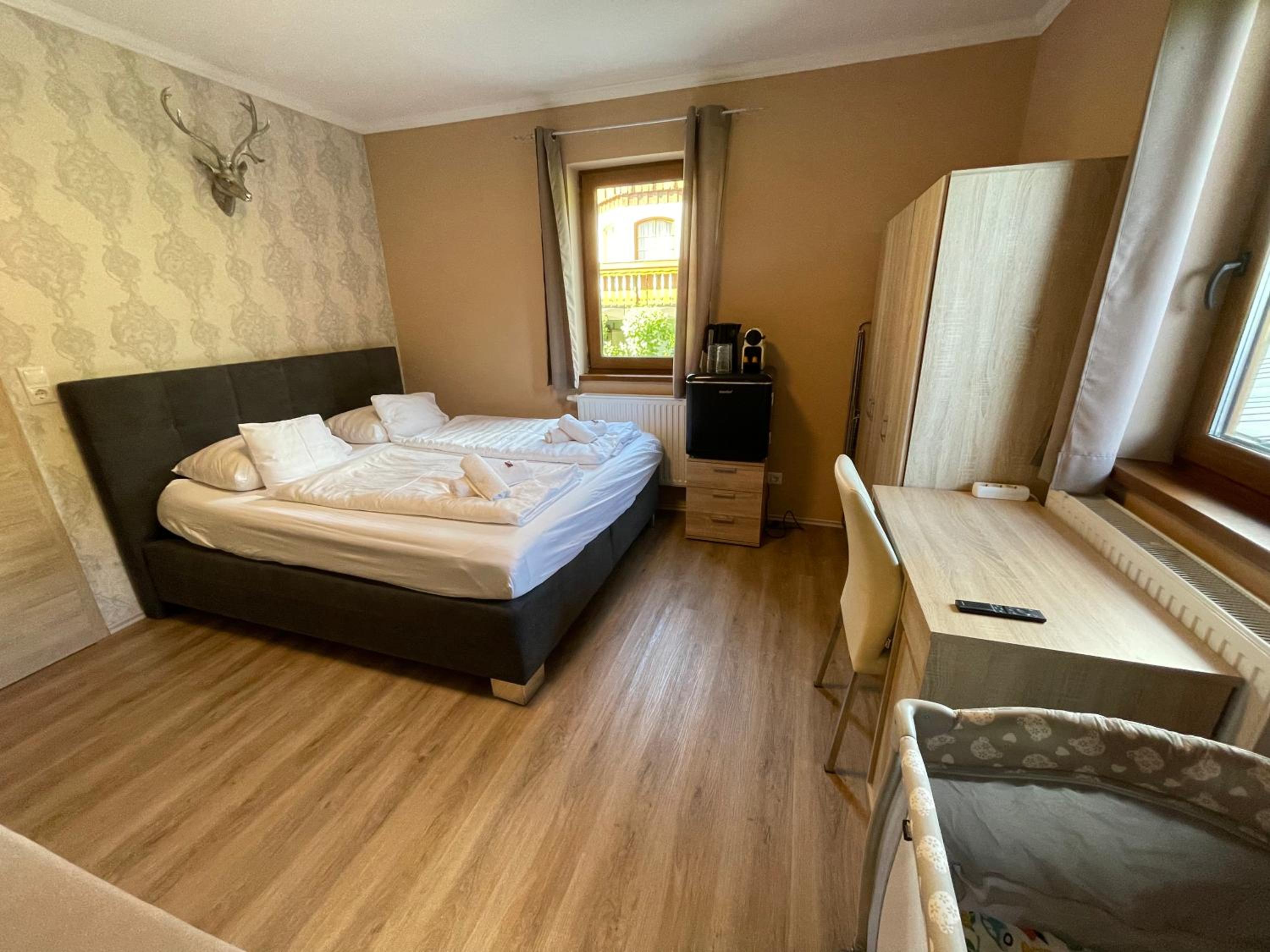Budget Double Room photo 1