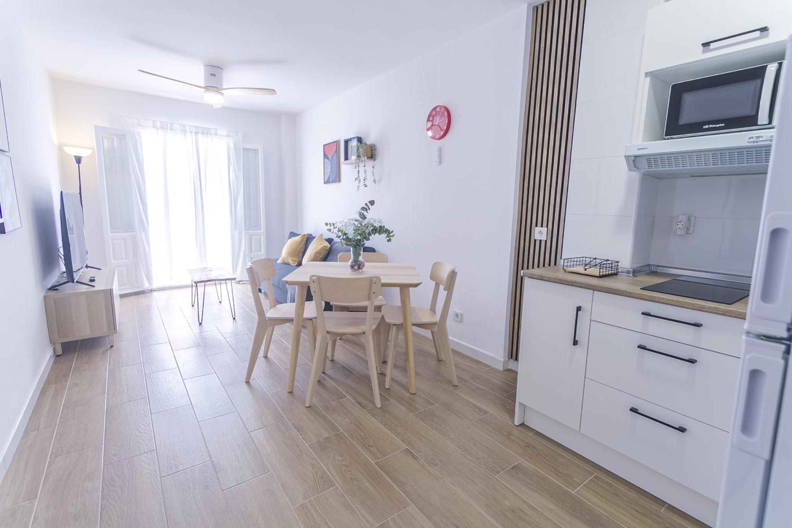 Superior One-Bedroom Apartment