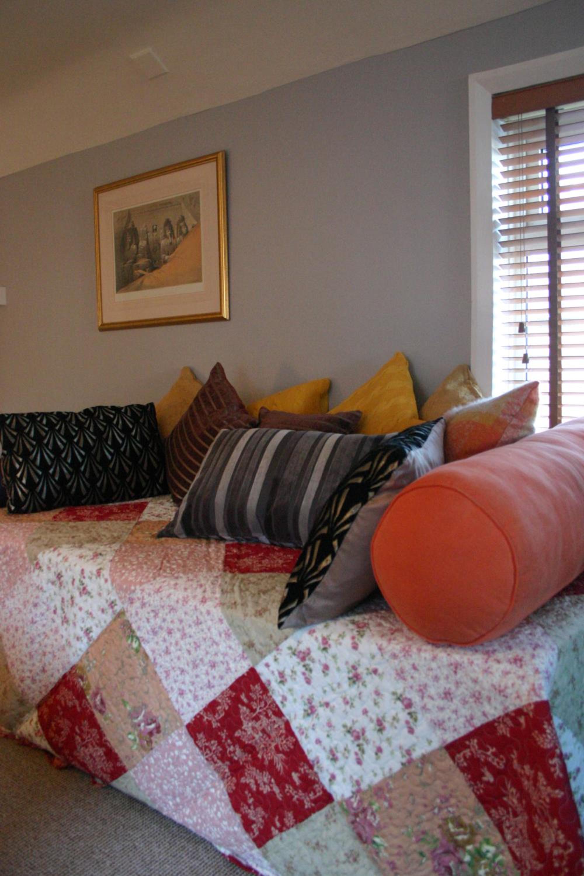 Family Room With Bathroom photo 3