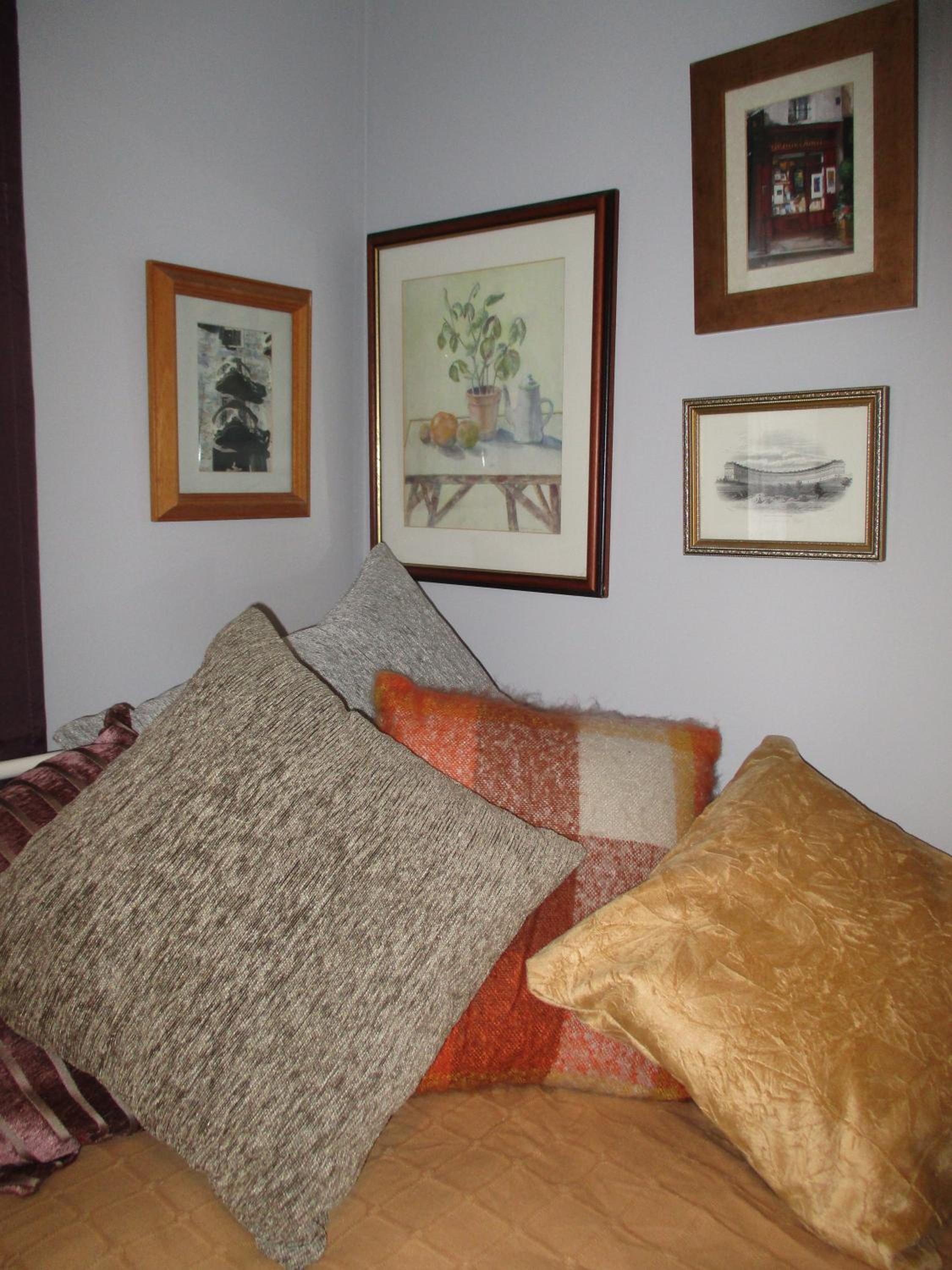 Small Twin Room photo 1