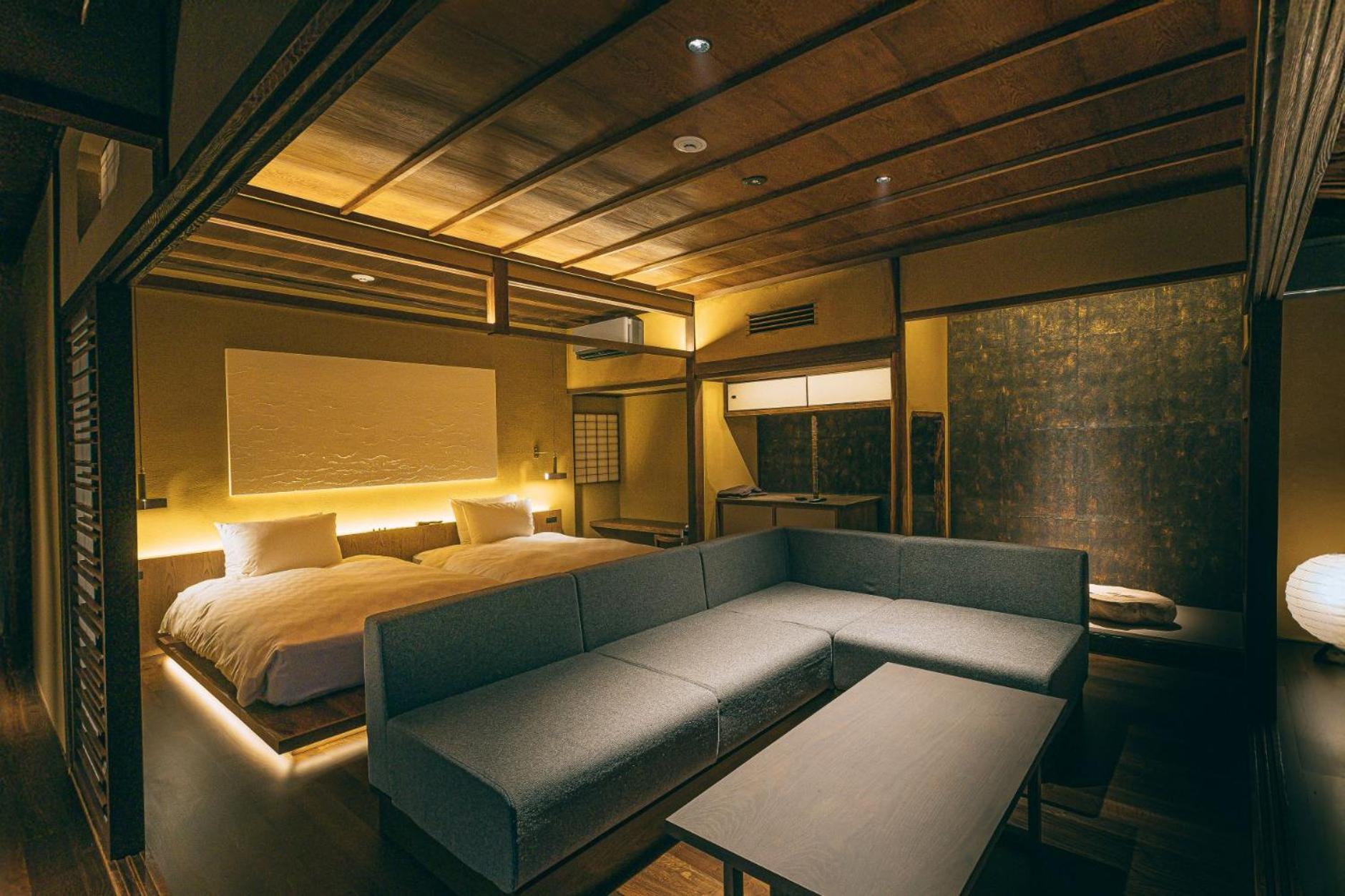 Two-Bedroom Suite photo 2