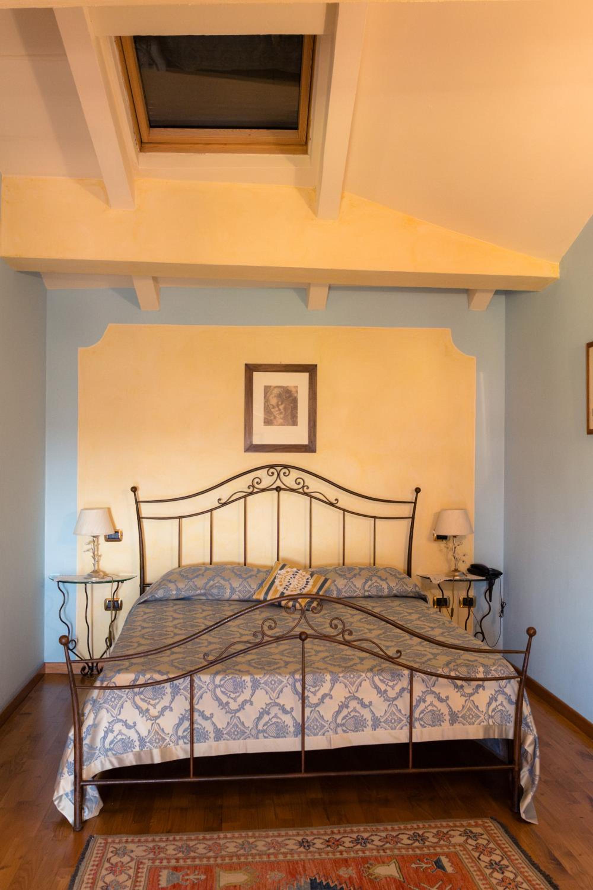 Superior Double Room - Photo 3