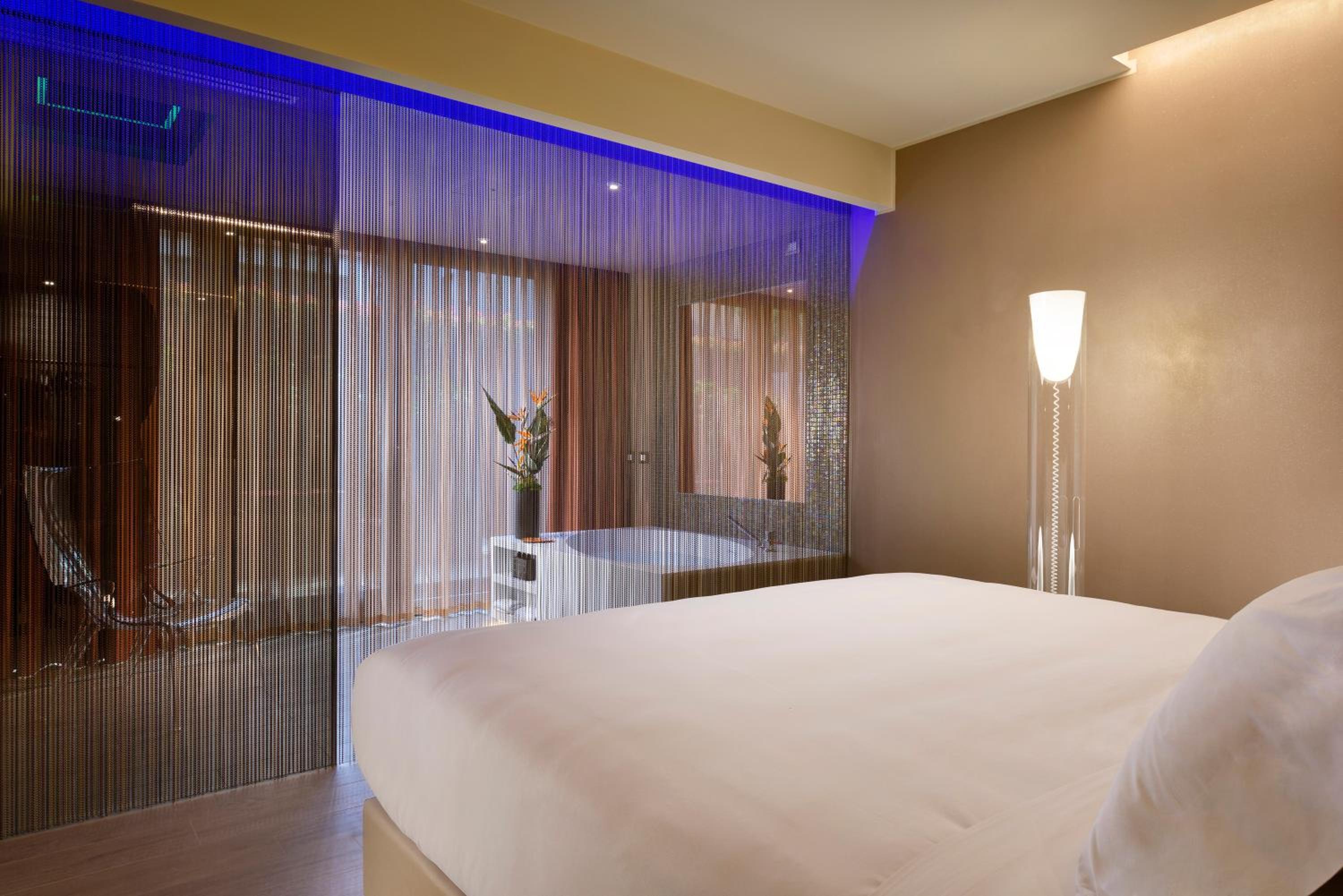 King Room with Spa Bath photo 3
