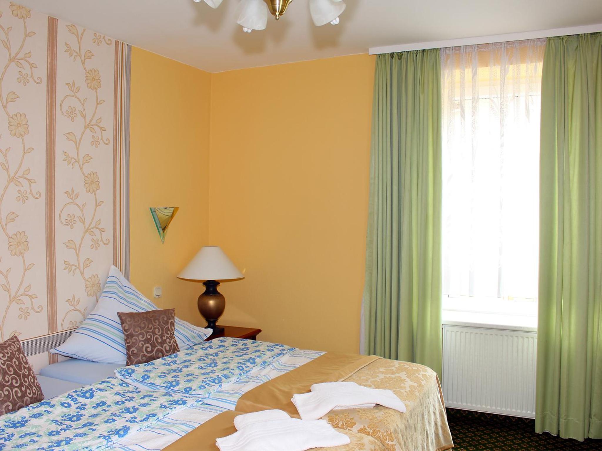 Double Room - Photo 15