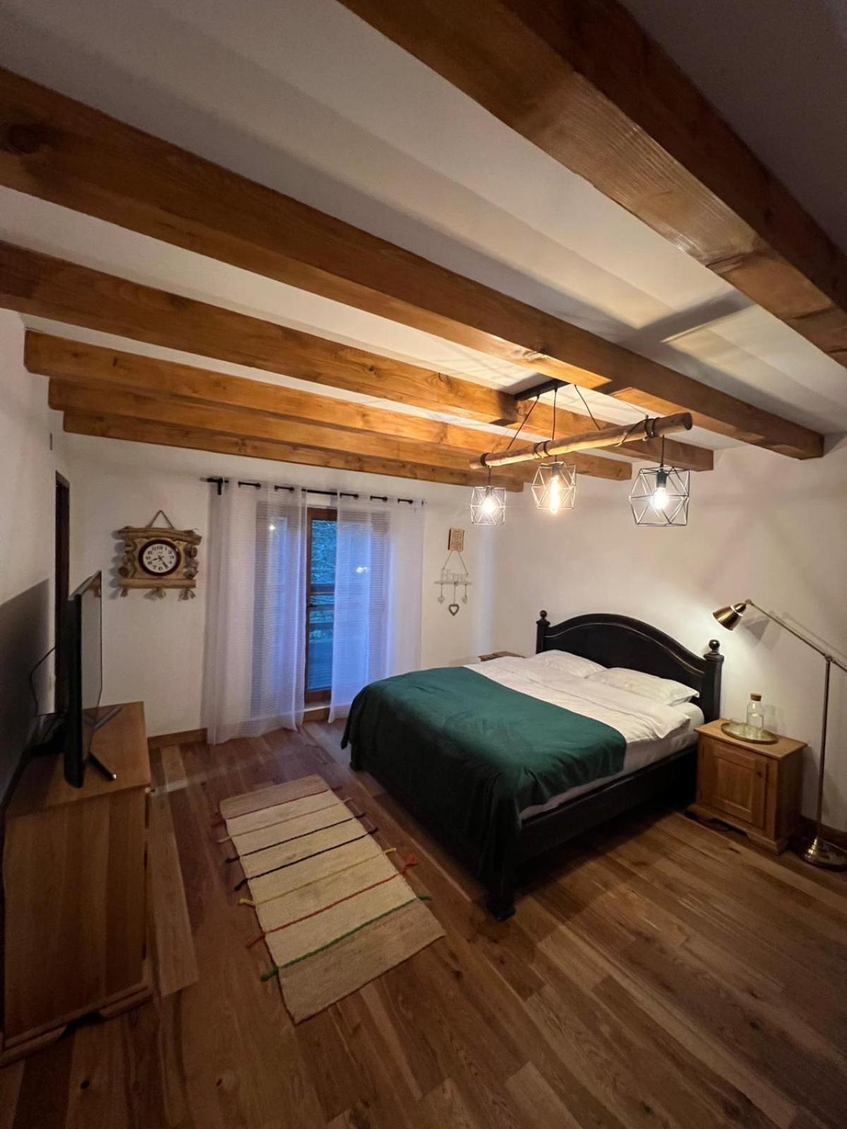 Family Room with Balcony photo 1