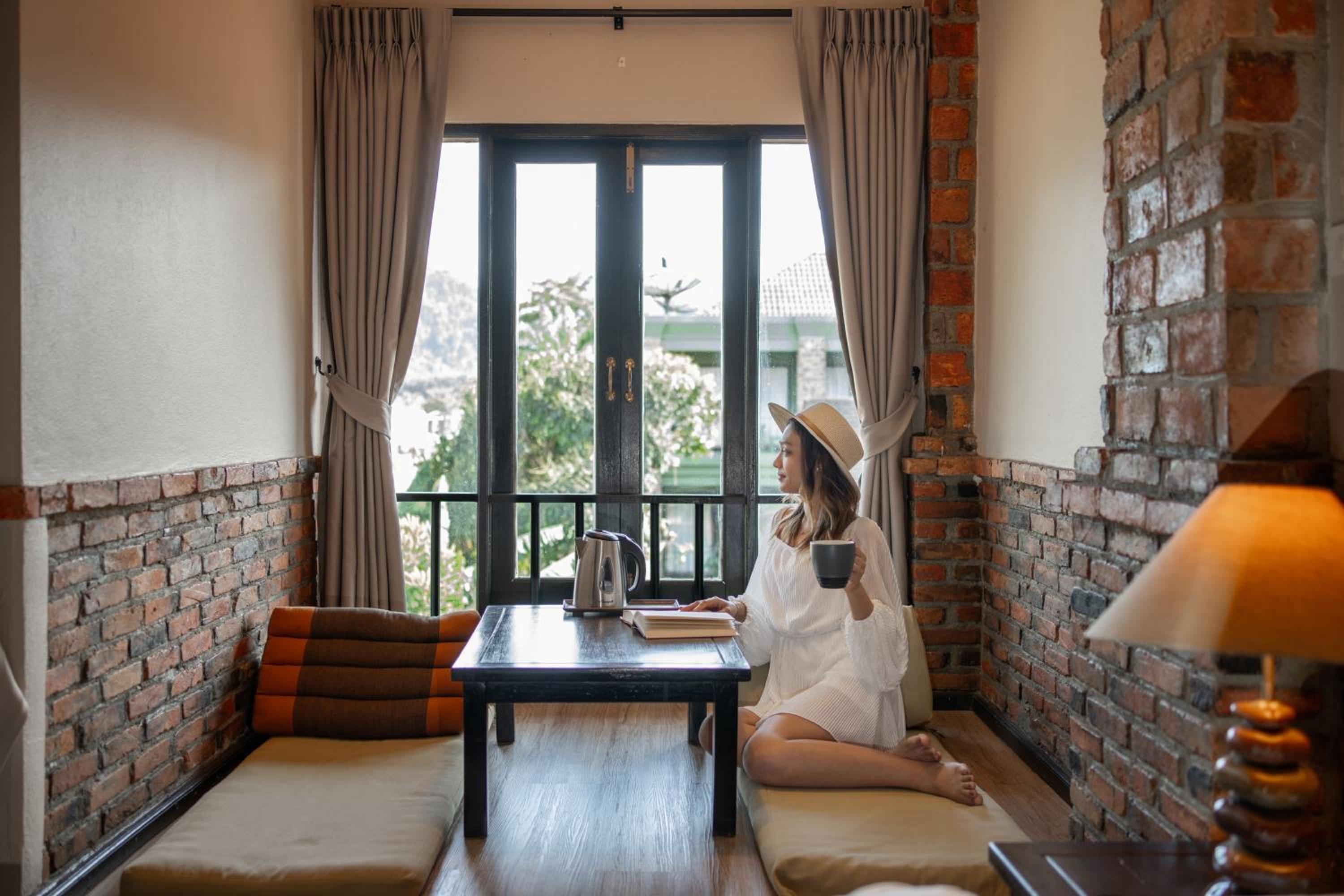 Double Room with Pool View photo 2
