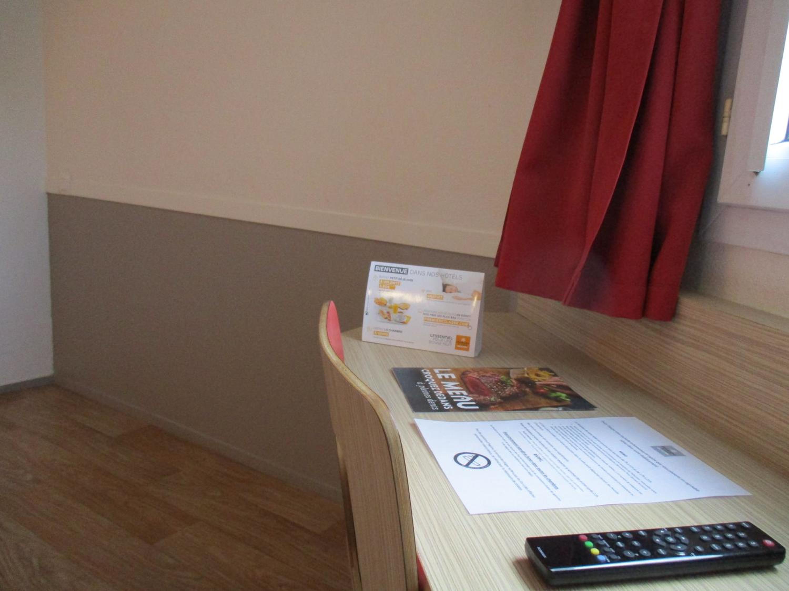 Twin Room - Photo 7