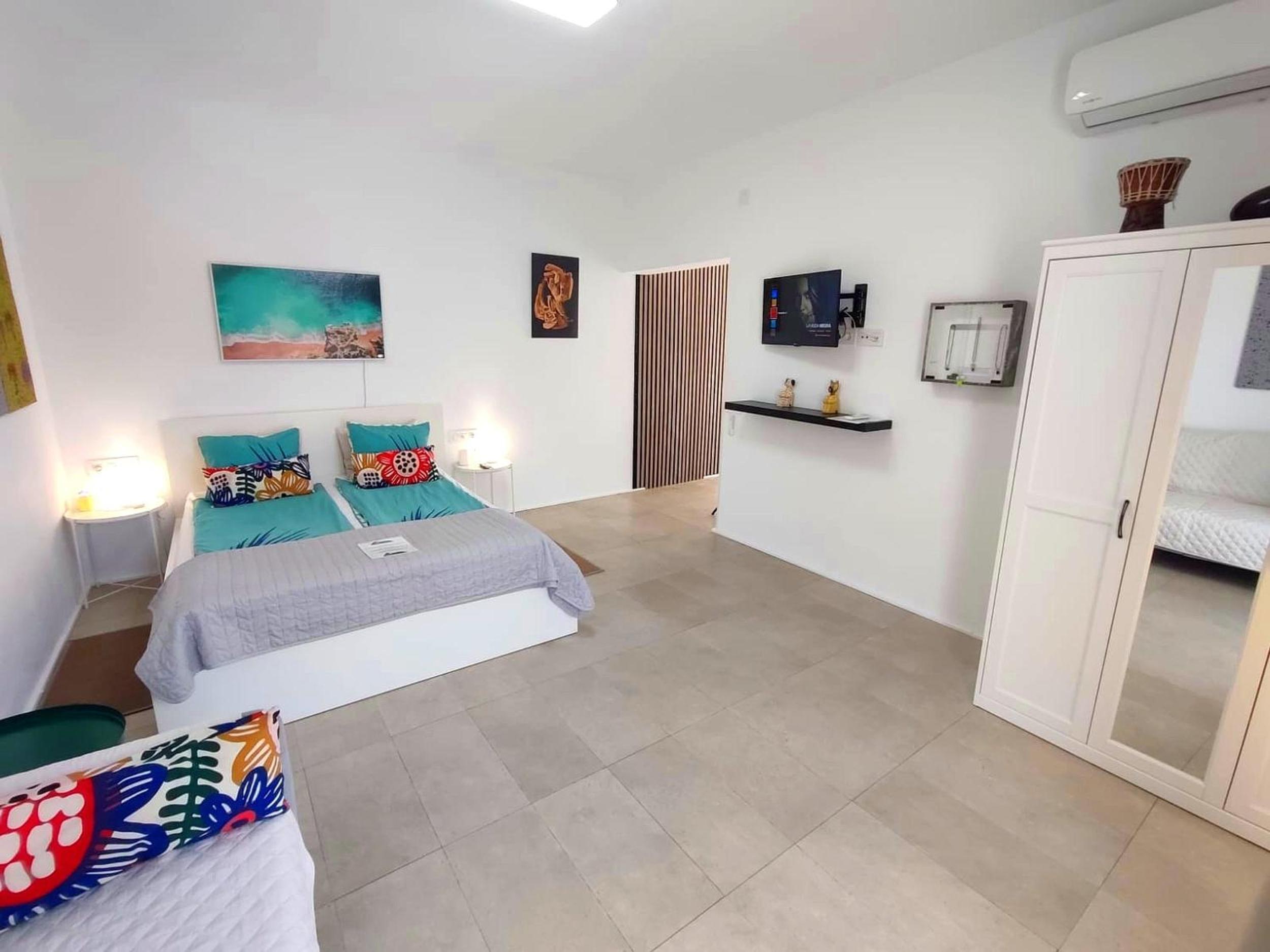 Apartment thumbnail 6