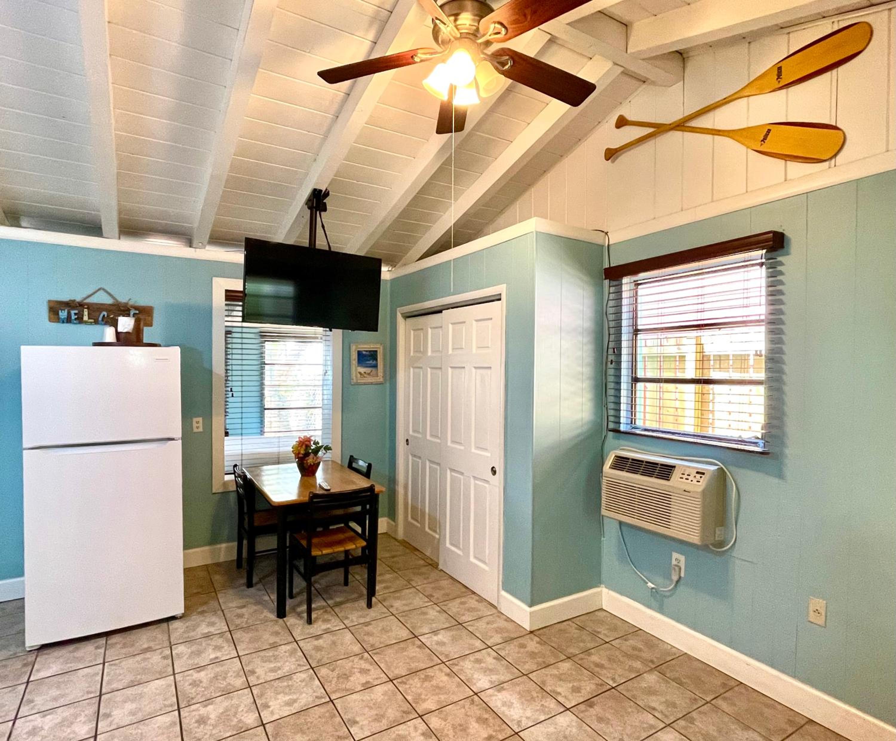 Beach Daze Waterfront Suite