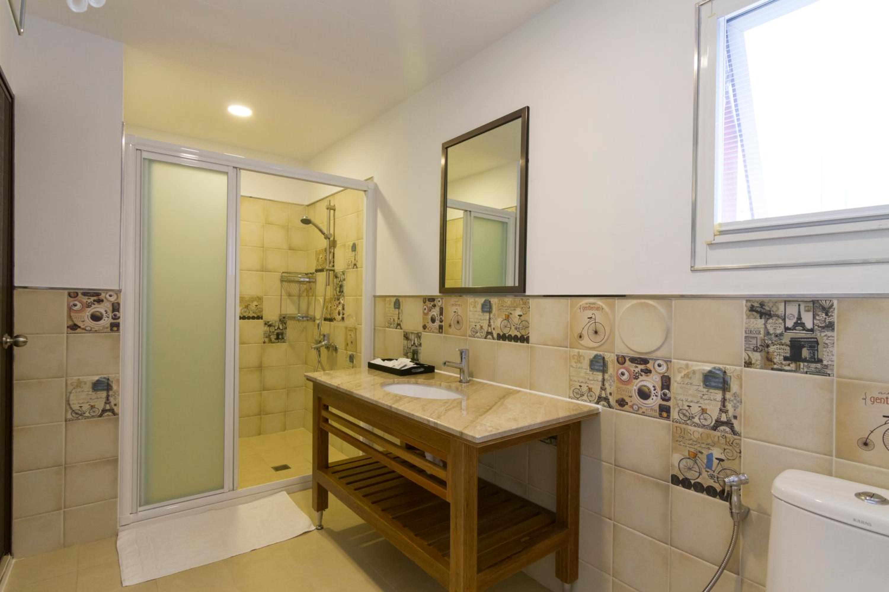 Duplex Suite - Photo 6