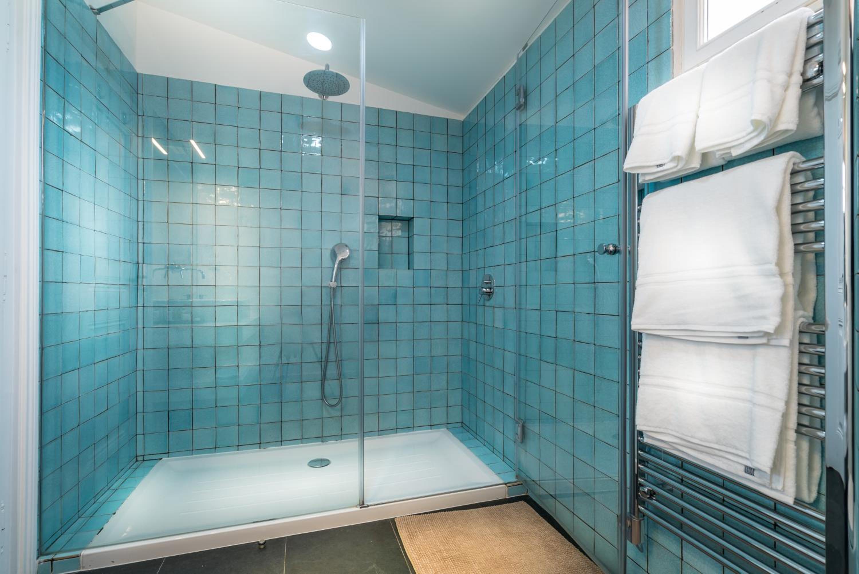 Premium Double or Twin Room photo 2