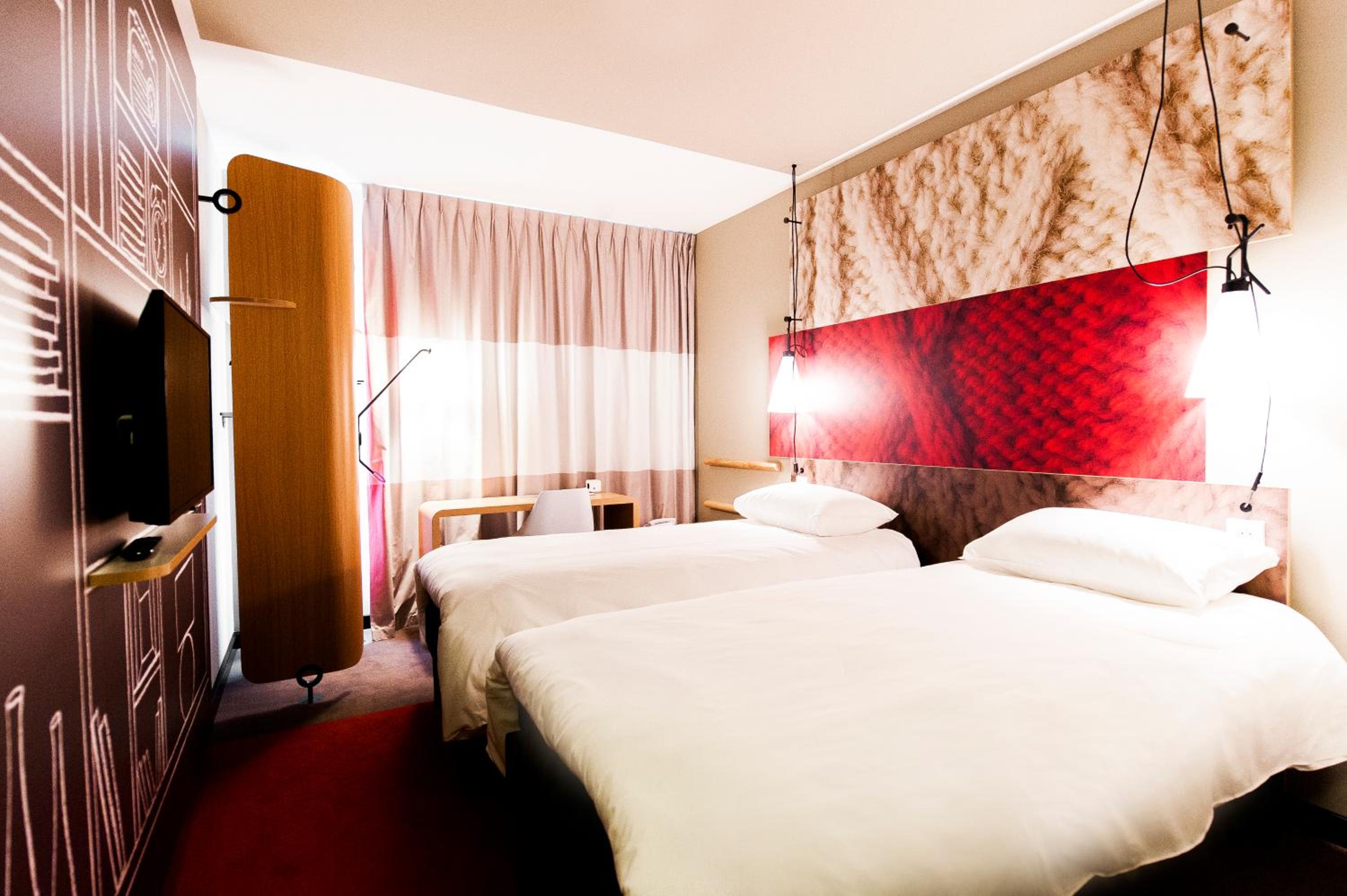 Standard Twin Room photo 1