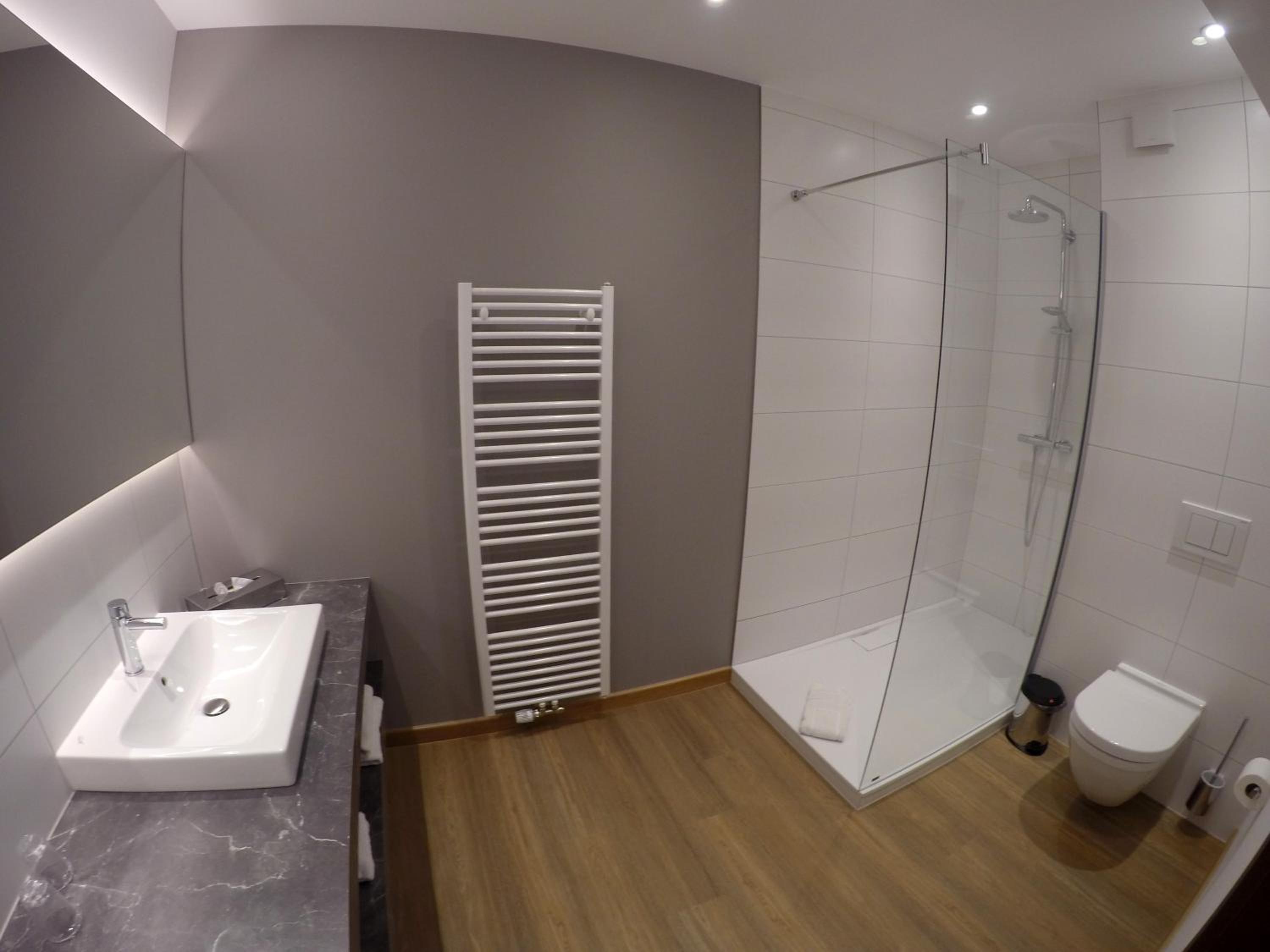 Apartment - Photo 11