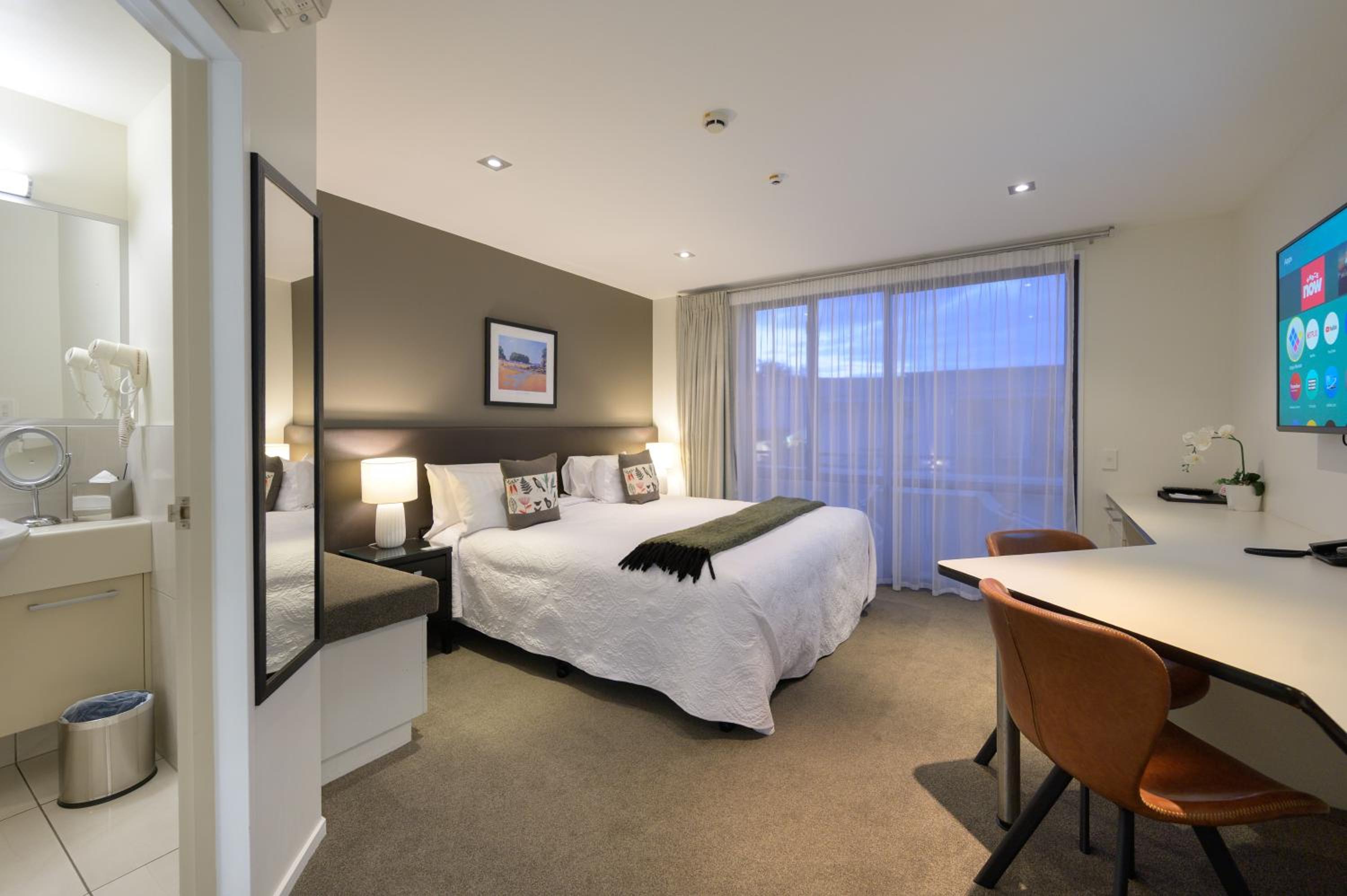 Three Bedroom Spa Suite photo 2