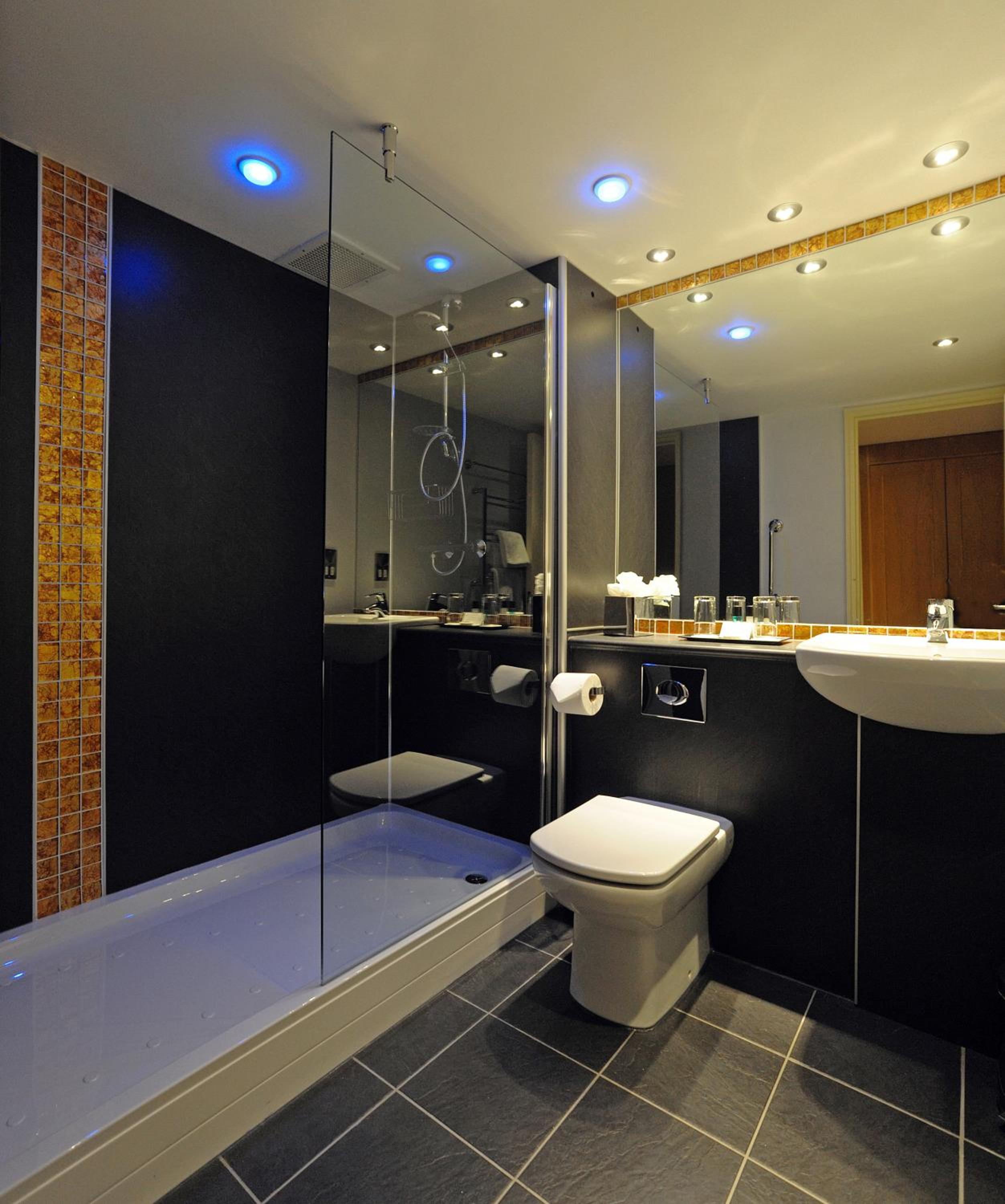 Standard Double Room - Photo 7