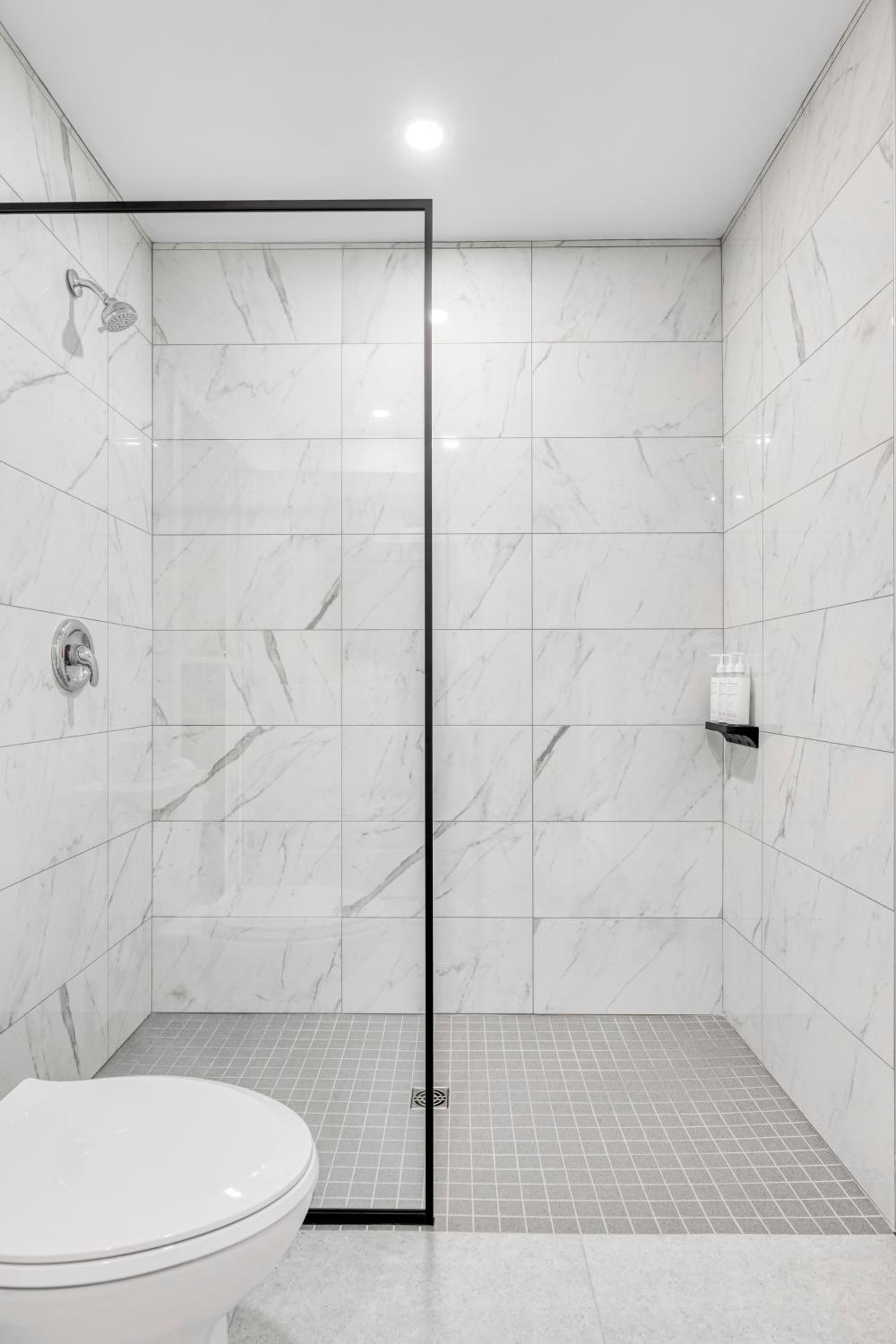 Queen Room - Disability Access photo 2