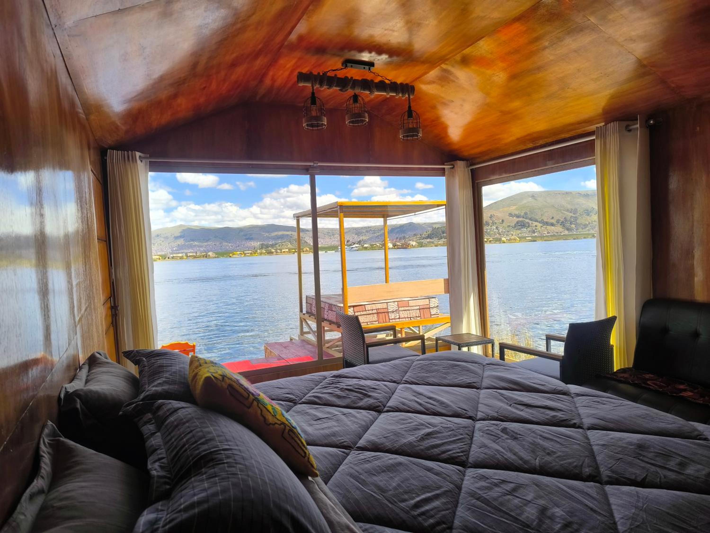 Double Room with Lake View photo 3