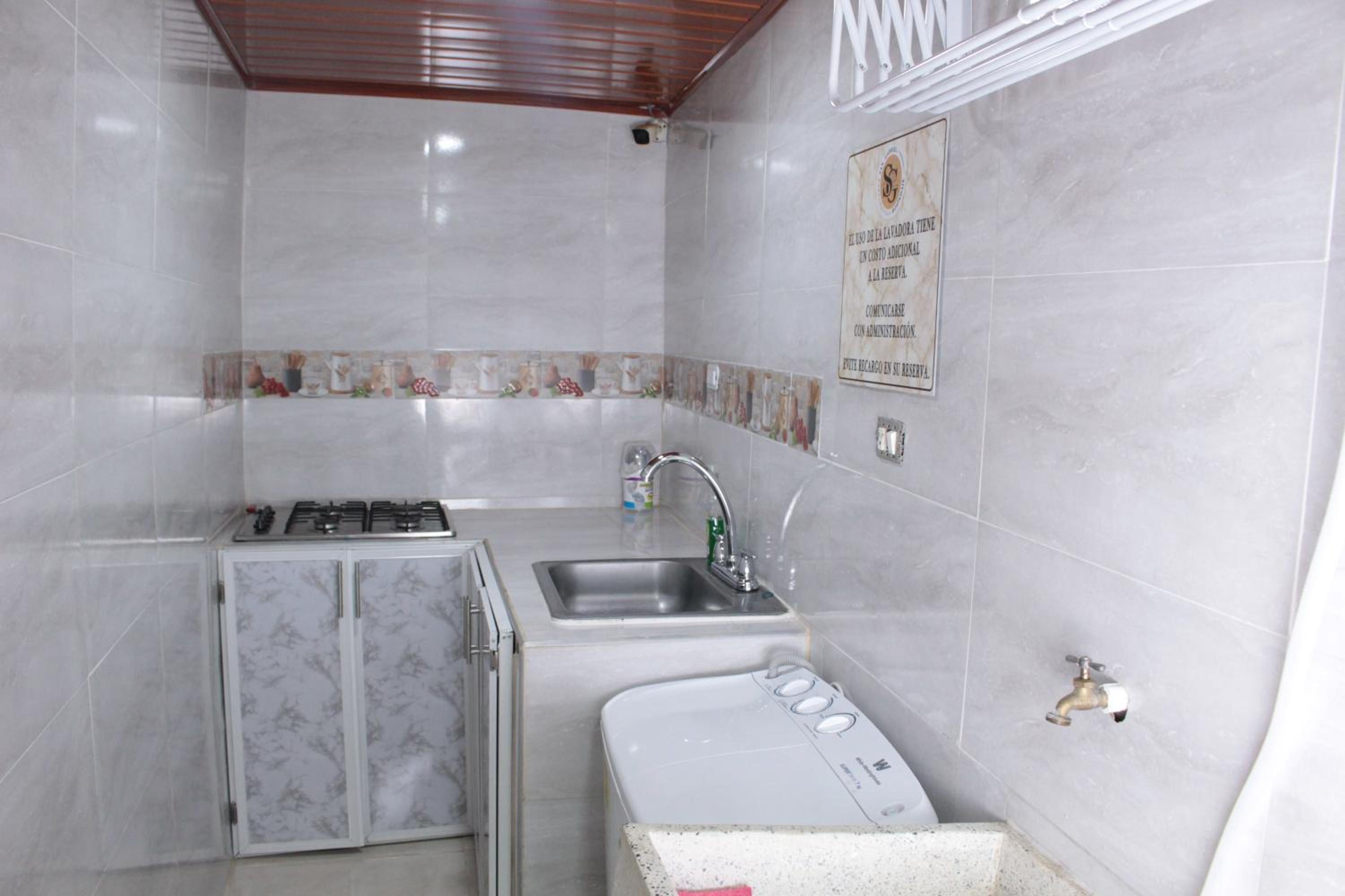 Double Room with Private Bathroom photo 1