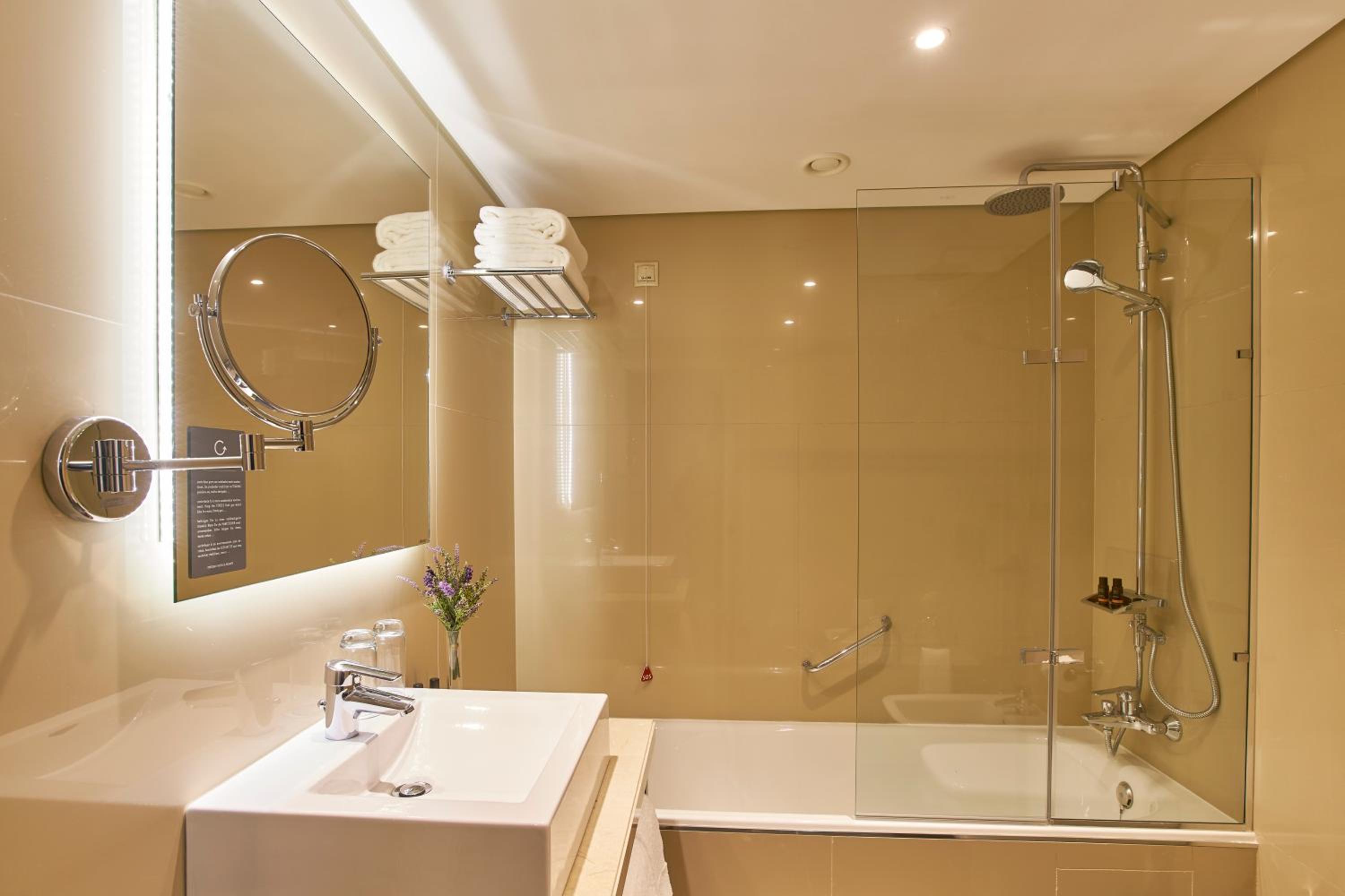 Superior Room - Photo 3