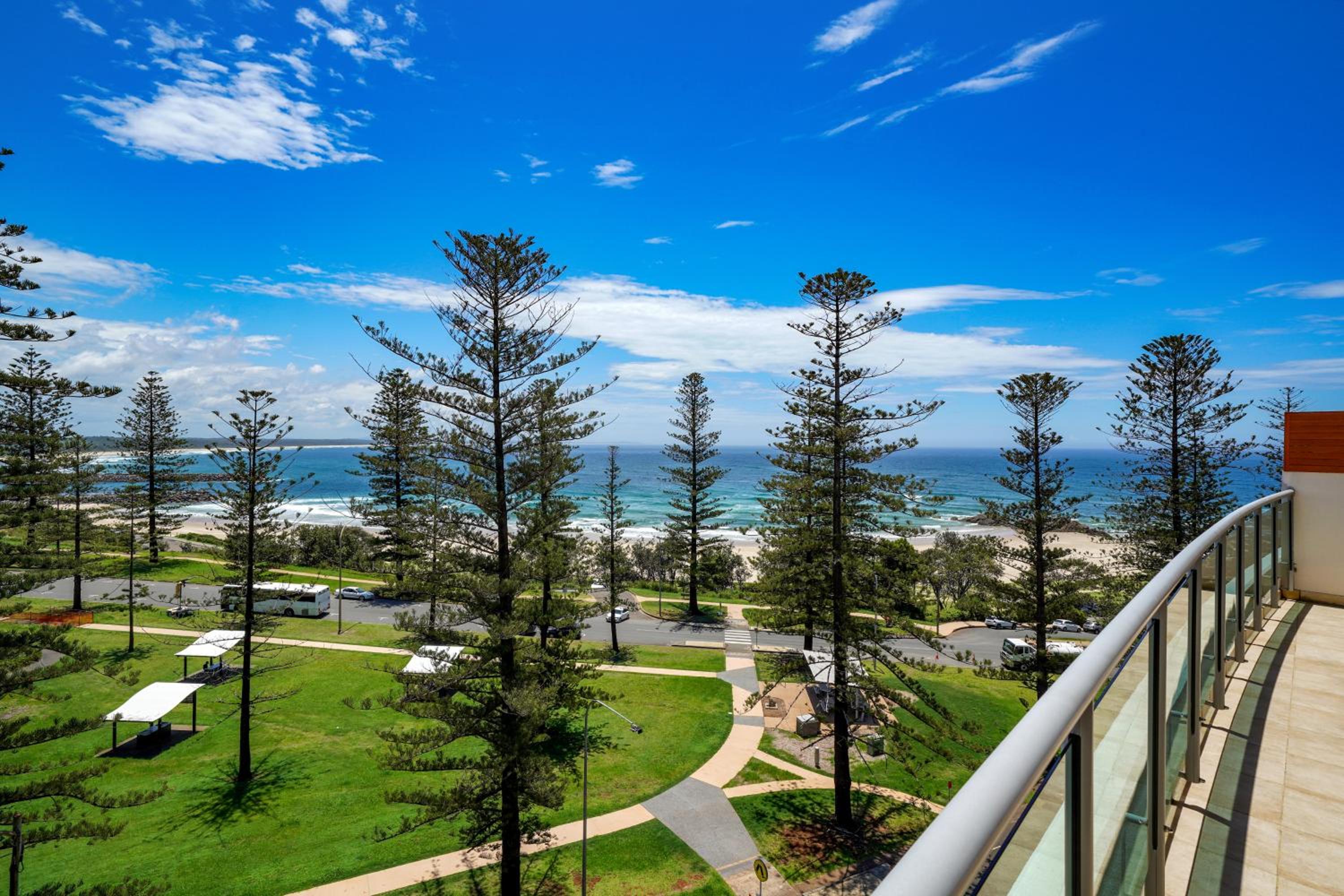 Three-bedroom penthouse deluxe photo 2