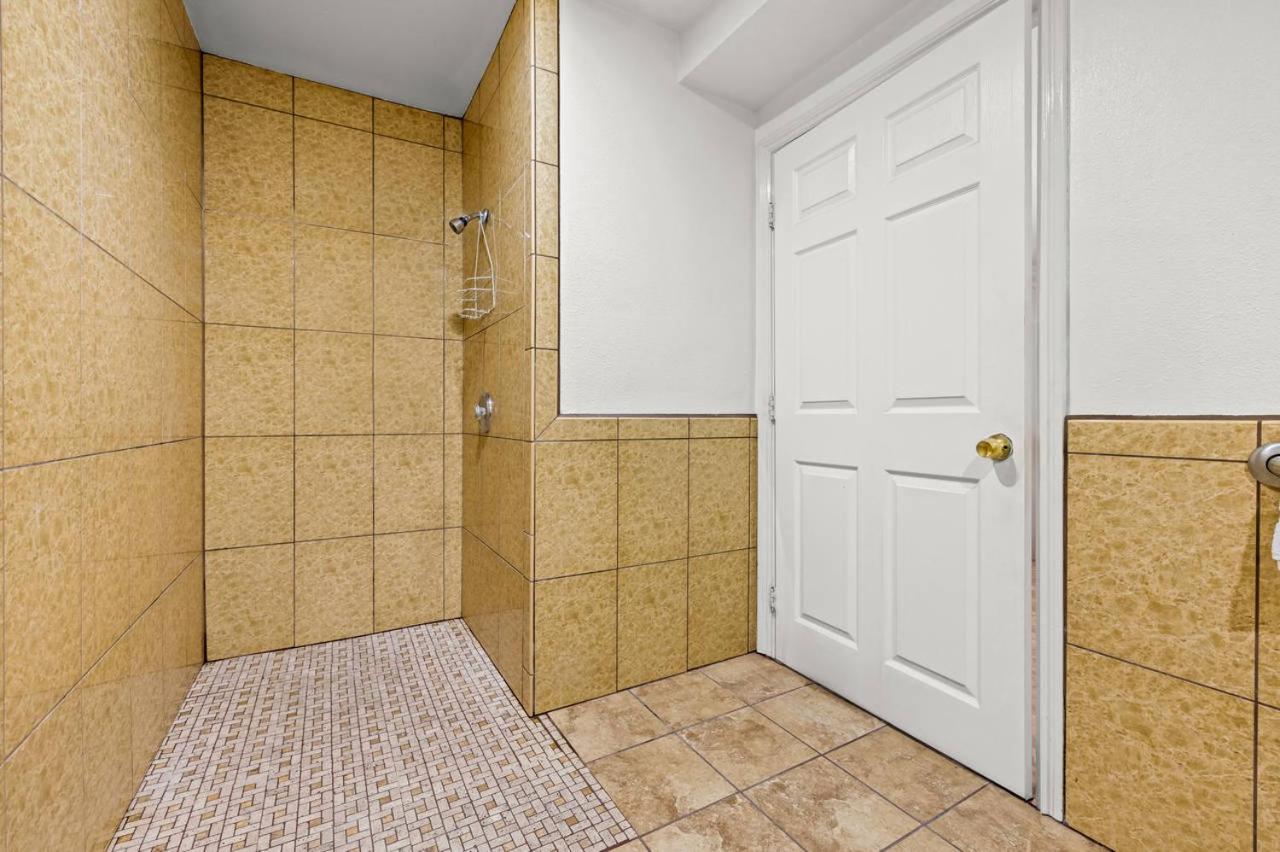 Rodeway Inn Santa Ana - Garden Grove, Photo 2