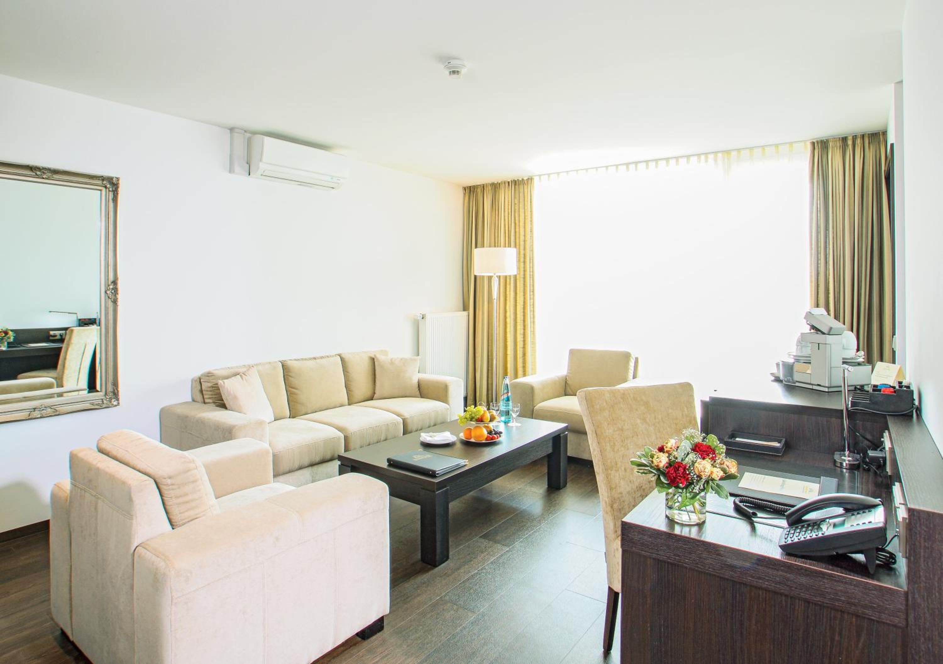 Luxury Suite