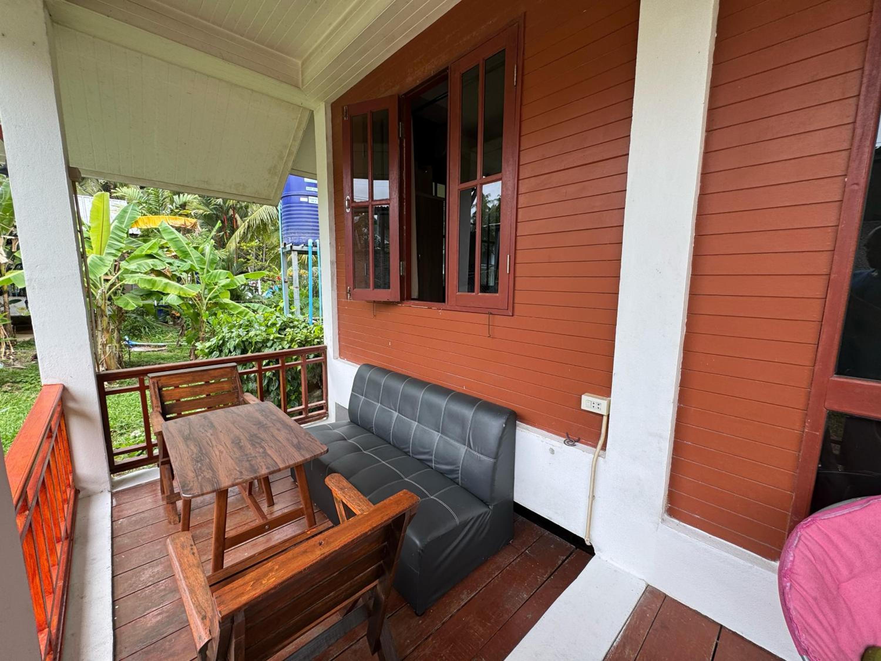 One-Bedroom House photo 3