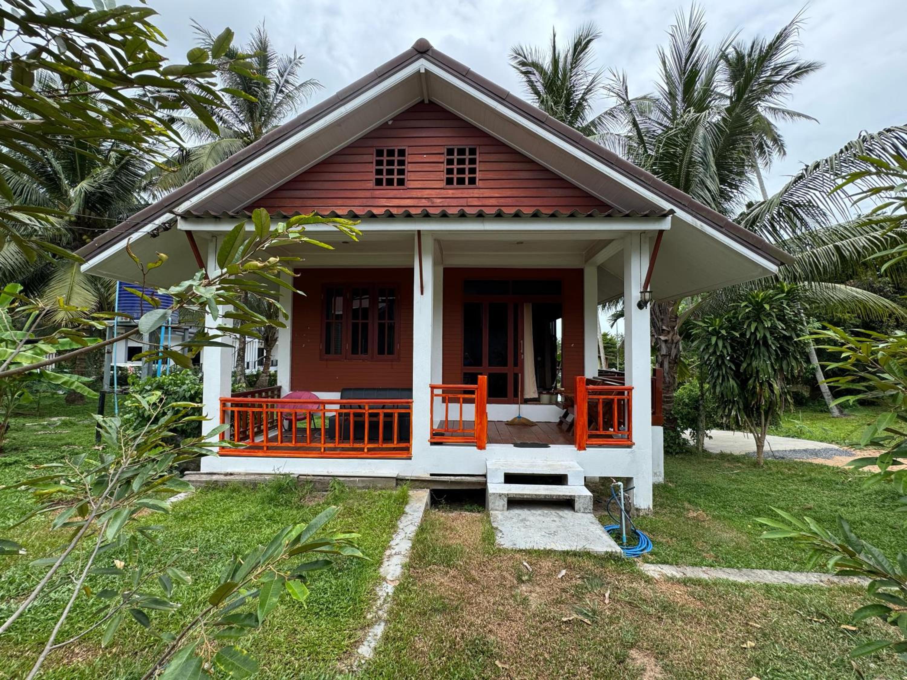 One-Bedroom House photo 1